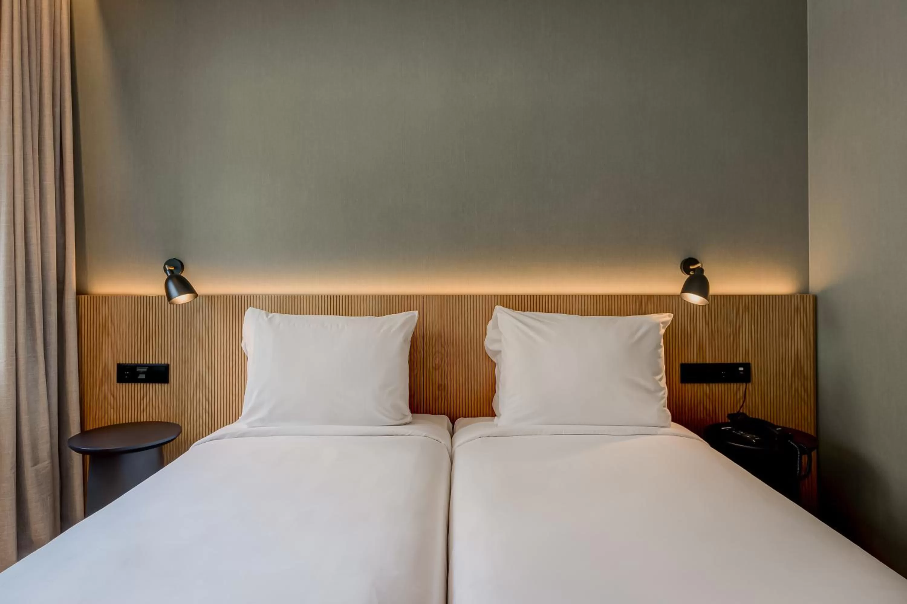 Bed in Acta The Clover