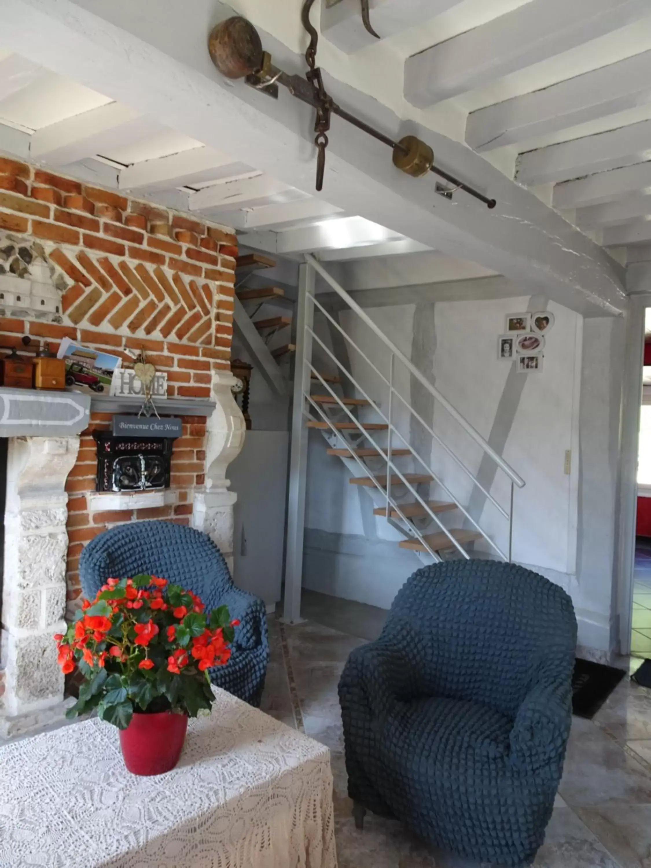 Seating Area in La Roseraie du Prieure