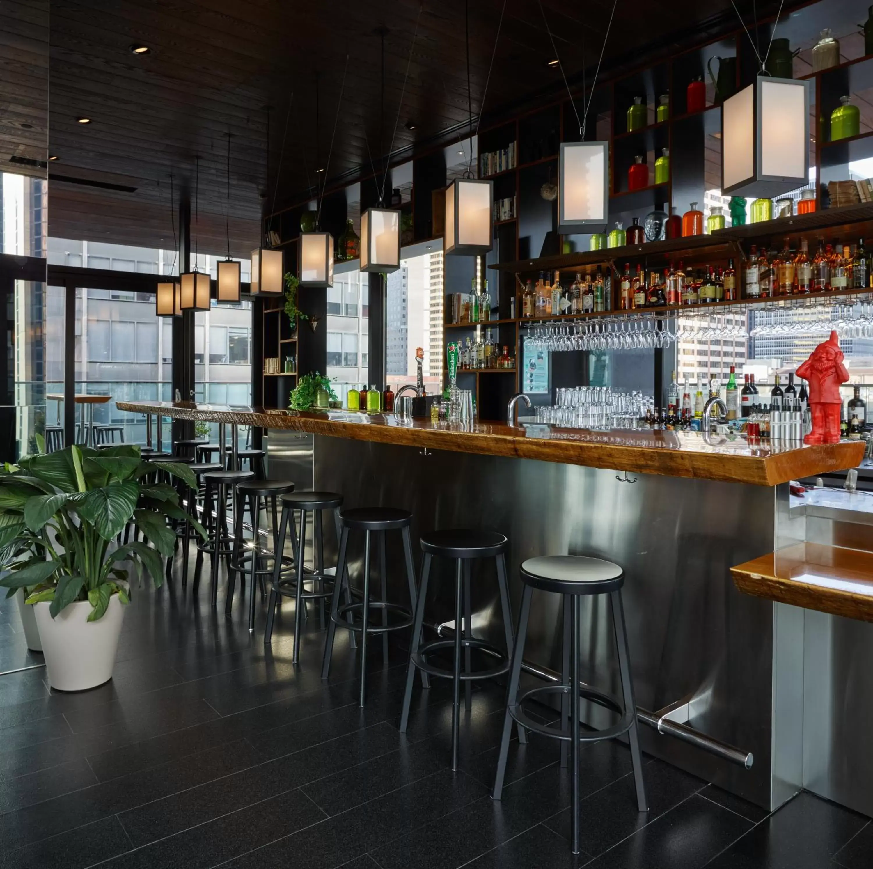 Lounge or bar in citizenM New York Times Square Lounge or bar in citizenM New York Times Square
