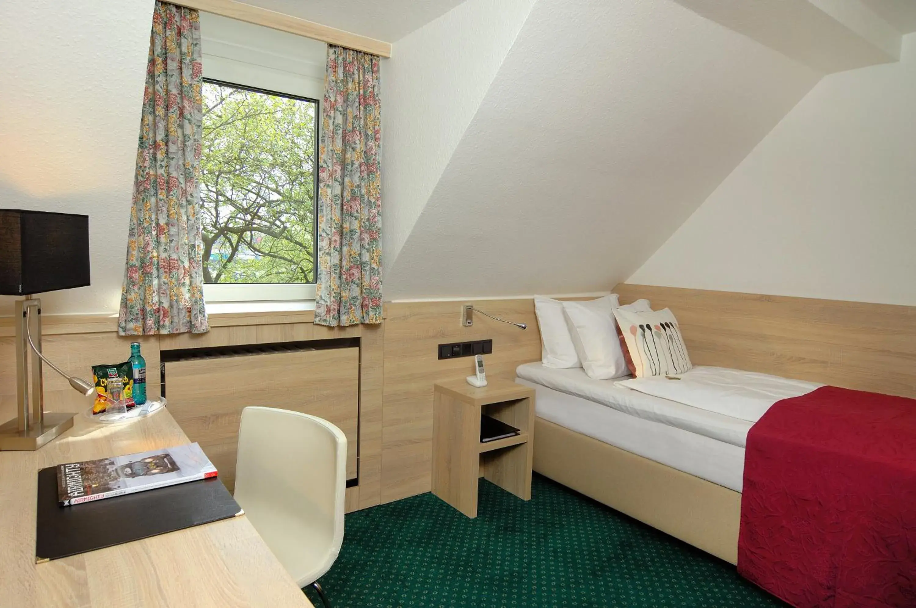 Bedroom, Bed in Hotel Allegro