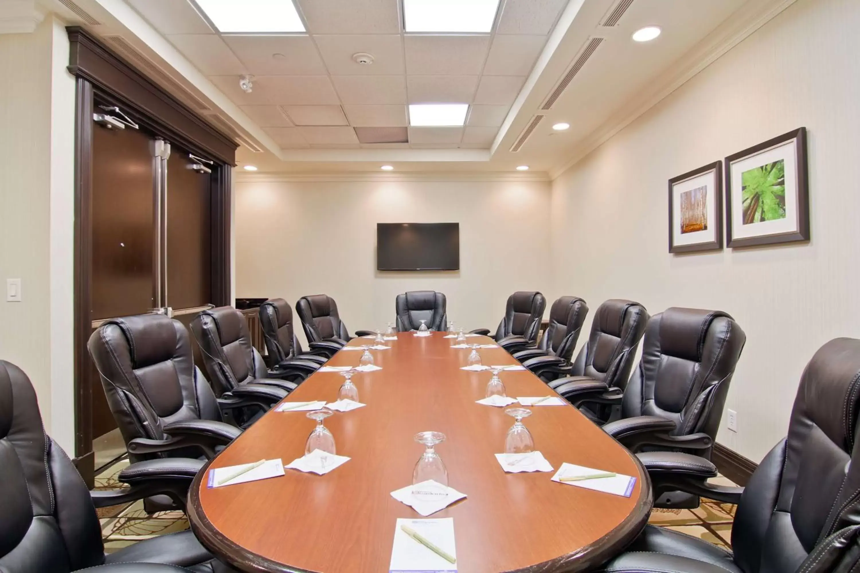 Meeting/conference room in Hilton Garden Inn Toronto/Ajax