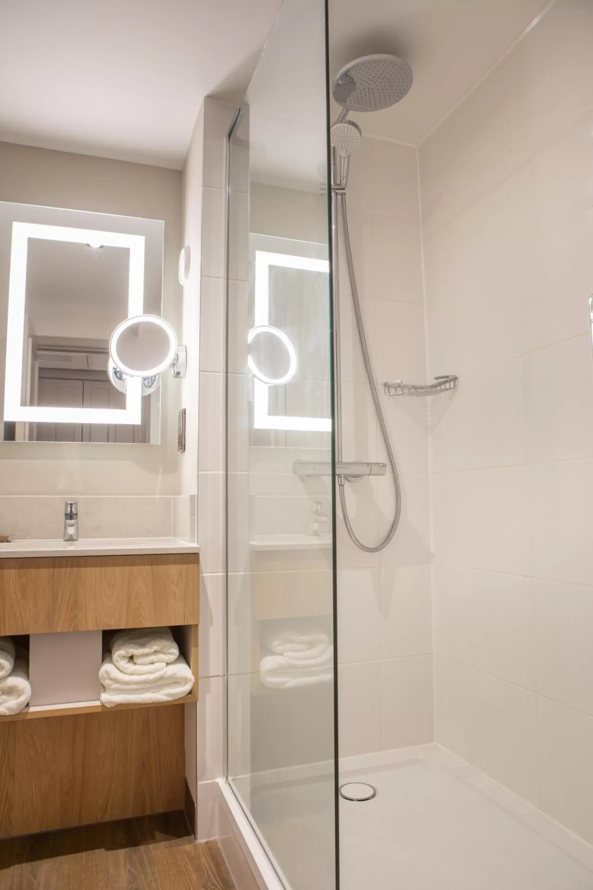 Bathroom in DoubleTree by Hilton Southampton