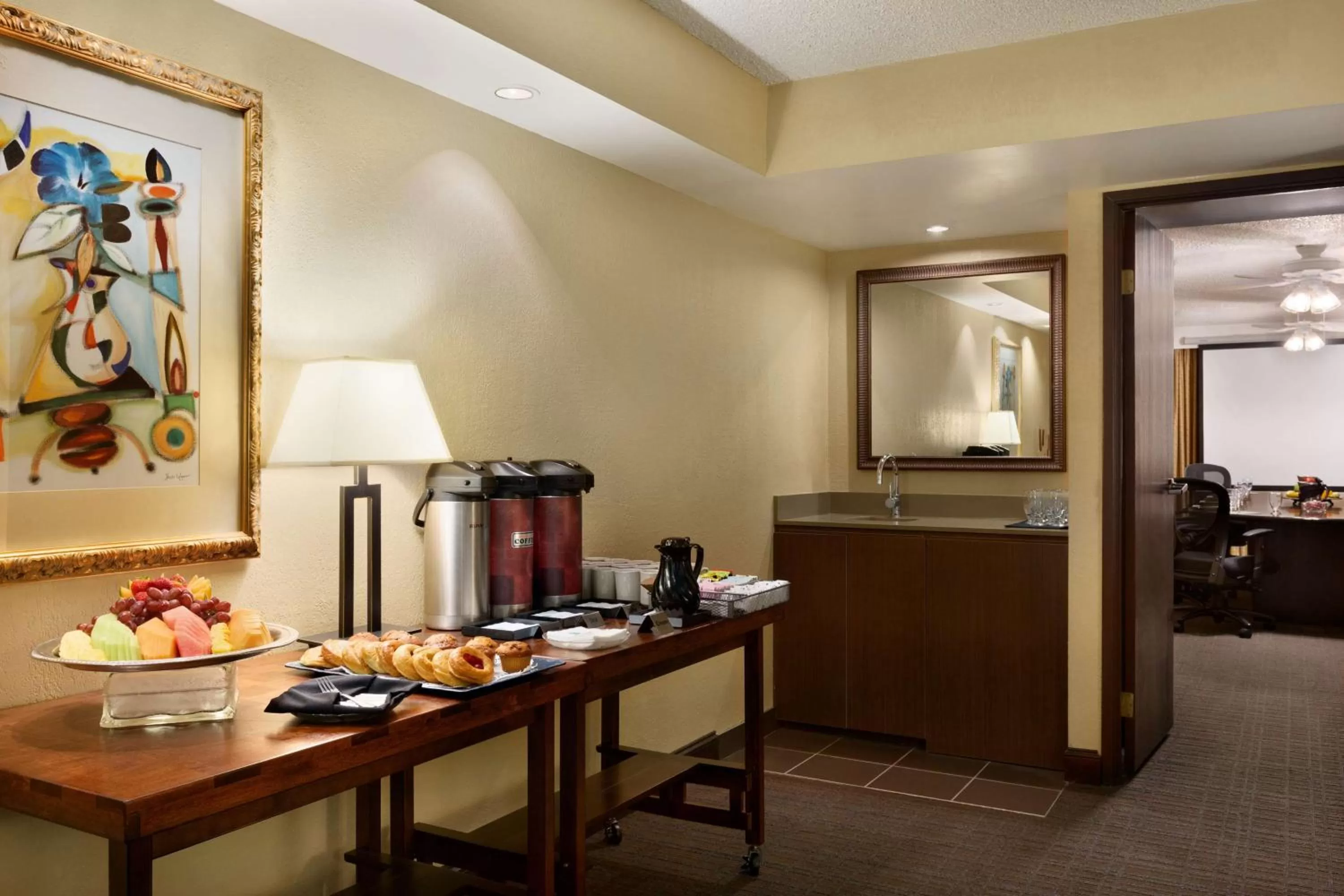 Meeting/conference room in Embassy Suites by Hilton Dallas DFW Airport South