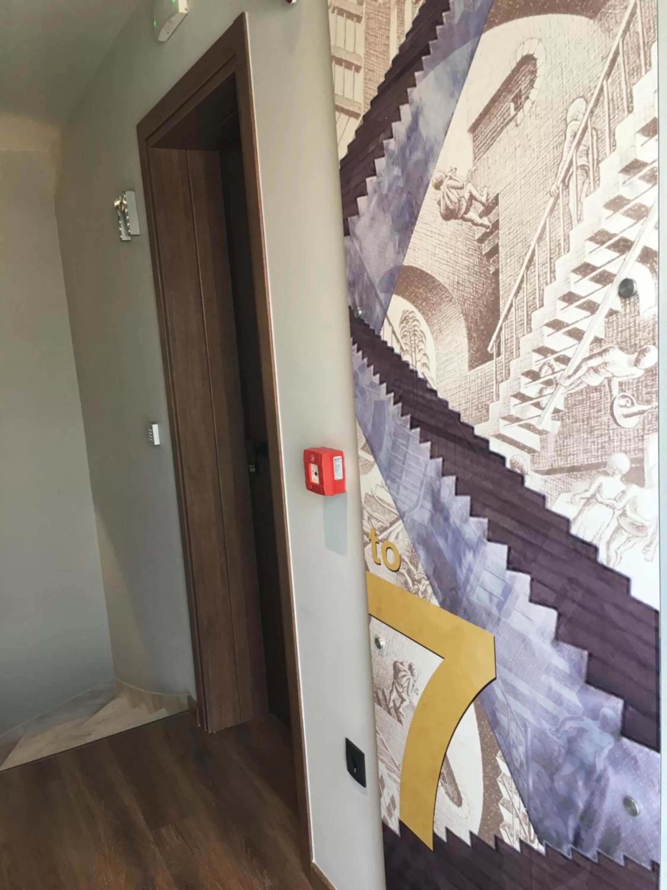 360Degrees Pop Art Hotel