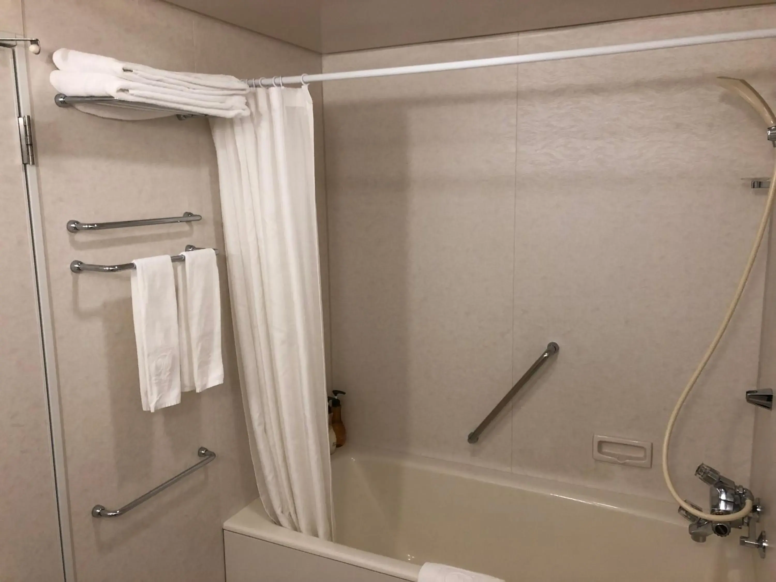 Shower, Bathroom in Kushiro Prince Hotel
