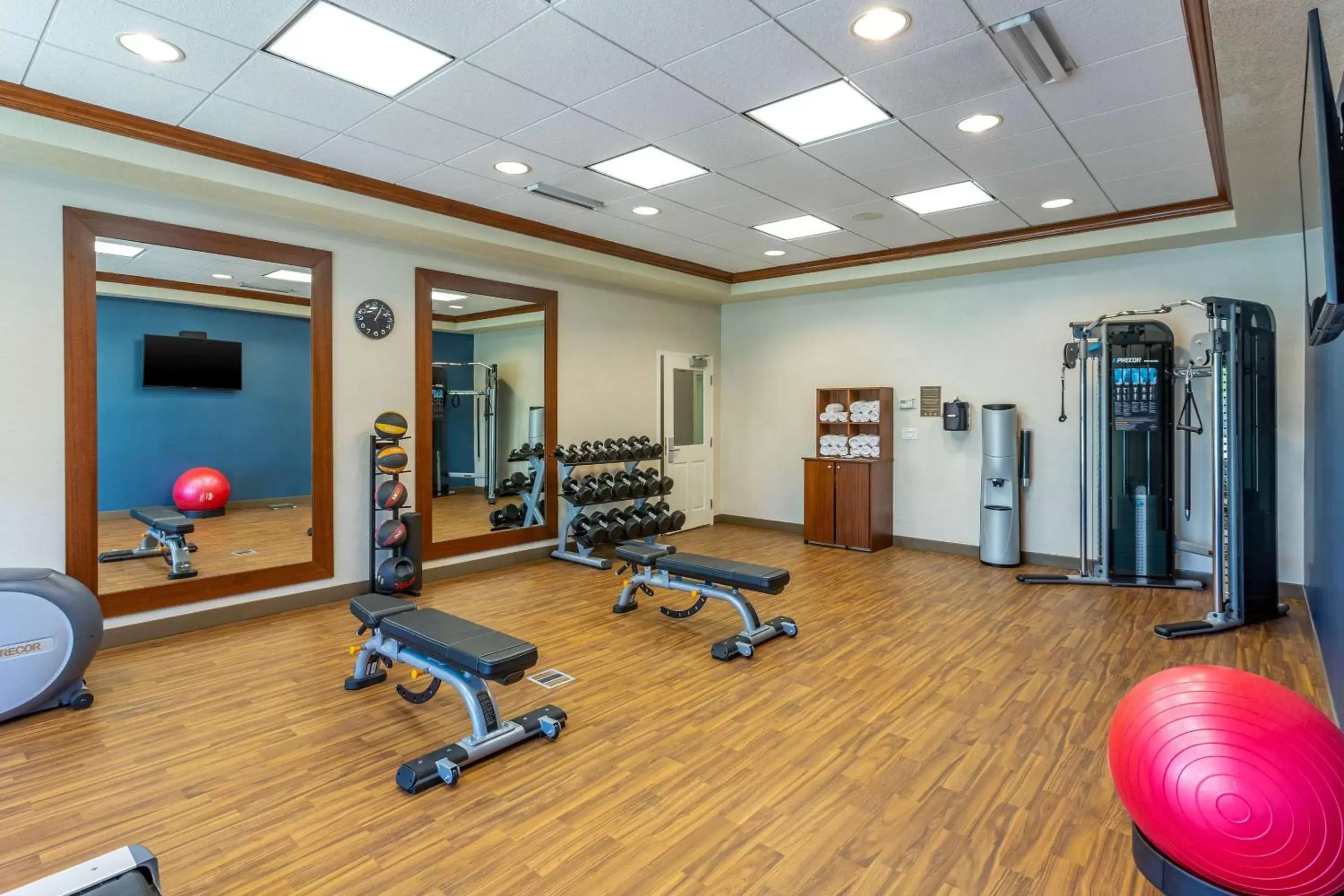 Fitness centre/facilities, Fitness Center/Facilities in Comfort Inn & Suites Logan Near University