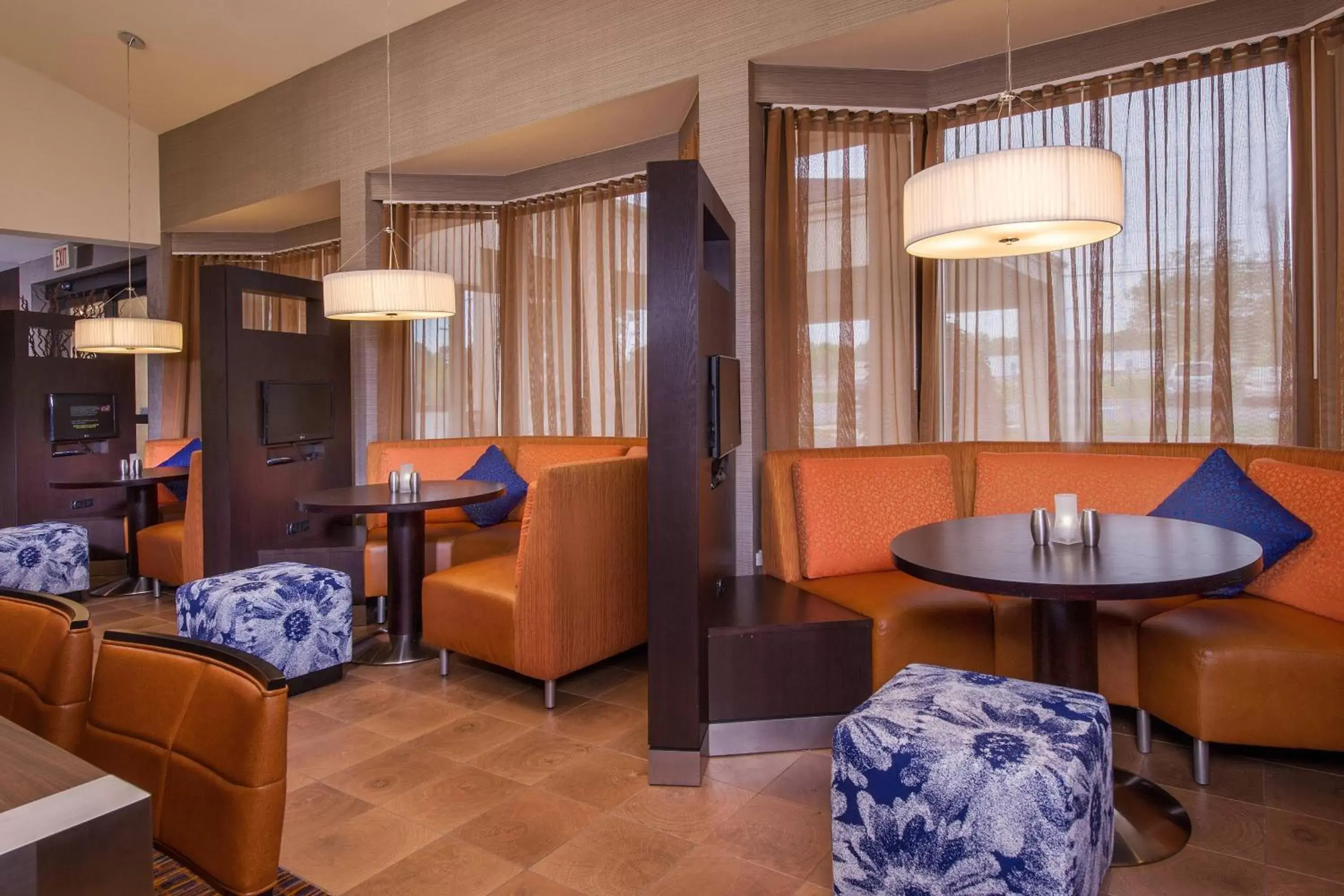 Other, Seating Area in Courtyard by Marriott Richmond West