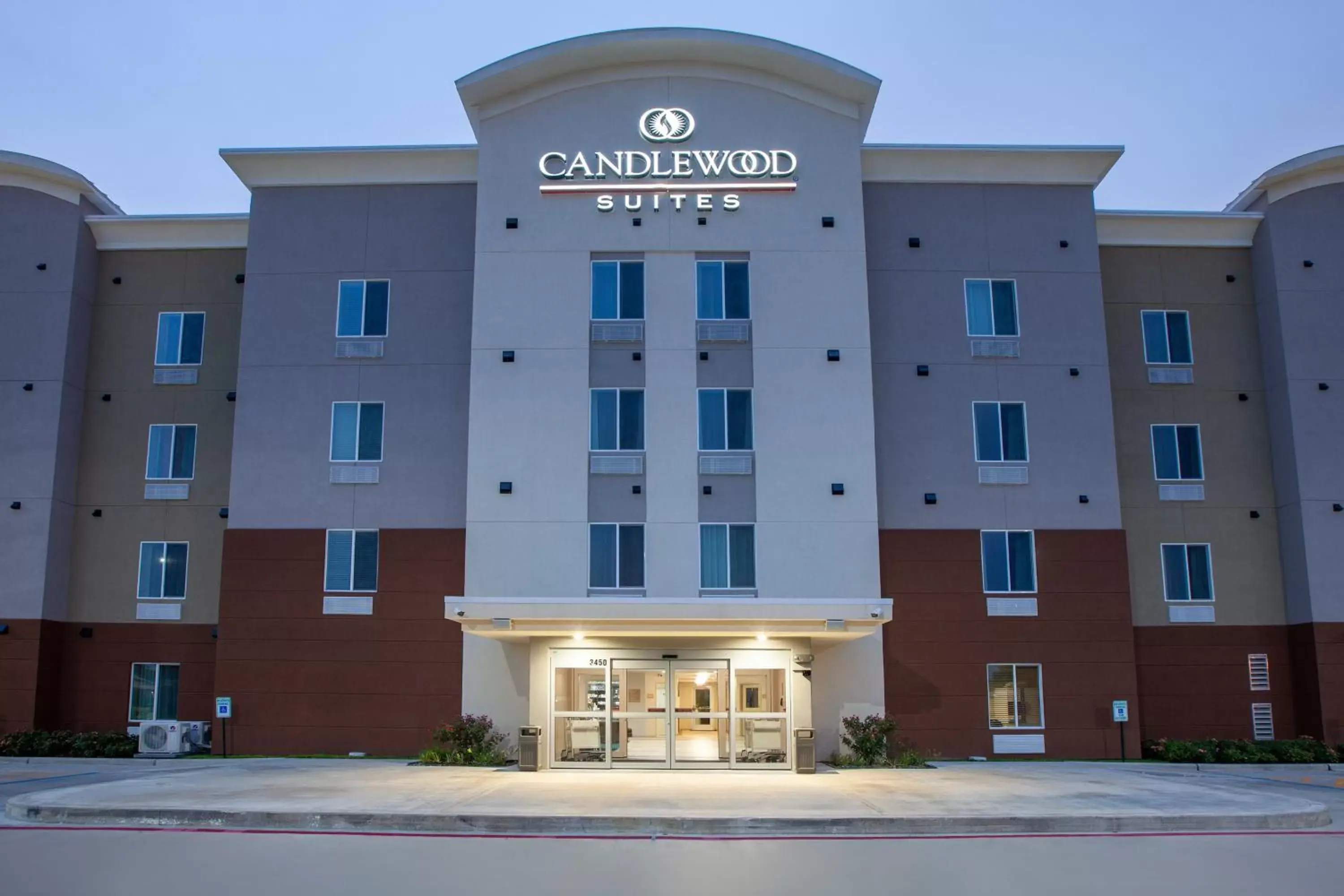 Property Building in Candlewood Suites - Houston - Pasadena, an IHG Hotel