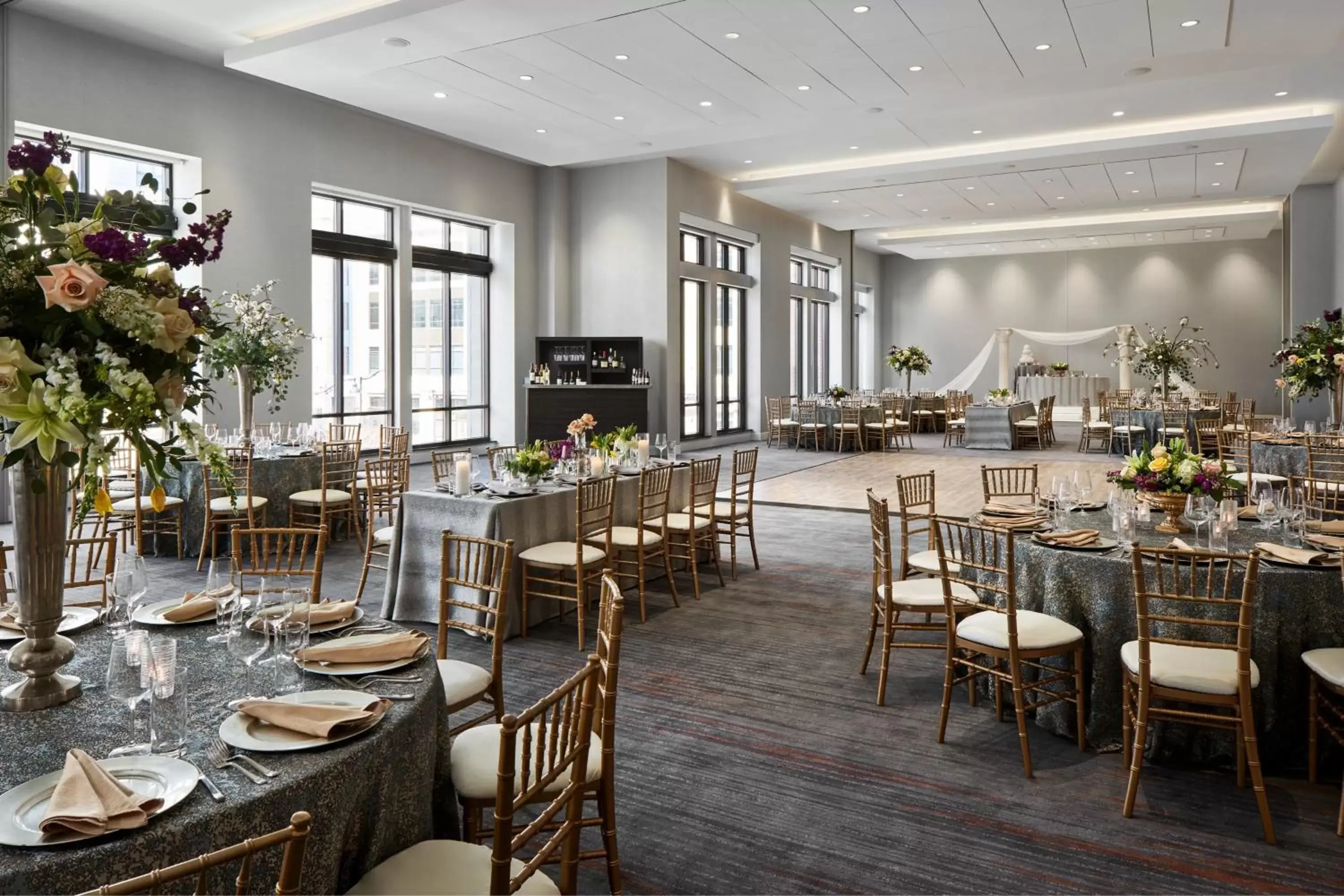 Lobby or reception, Restaurant/Places to Eat in Marriott Owings Mills Metro Centre