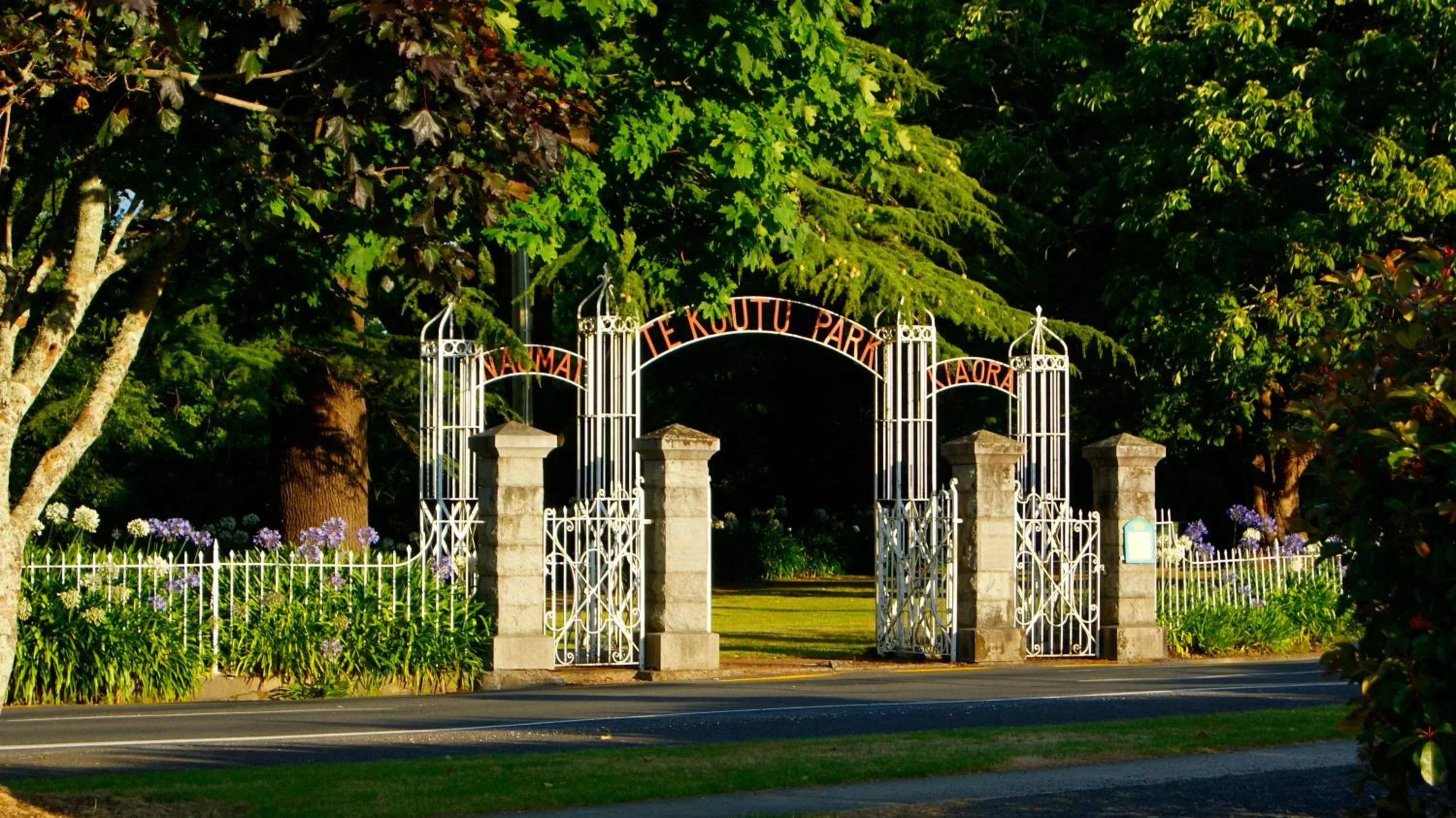Nearby landmark in Cambridge Mews Motel