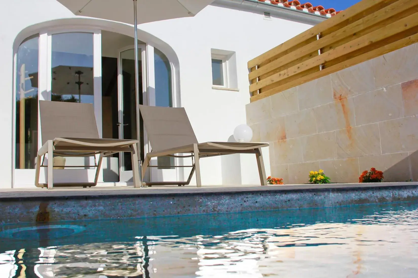 Balcony/Terrace, Swimming Pool in Hotel Rural Binigaus Vell