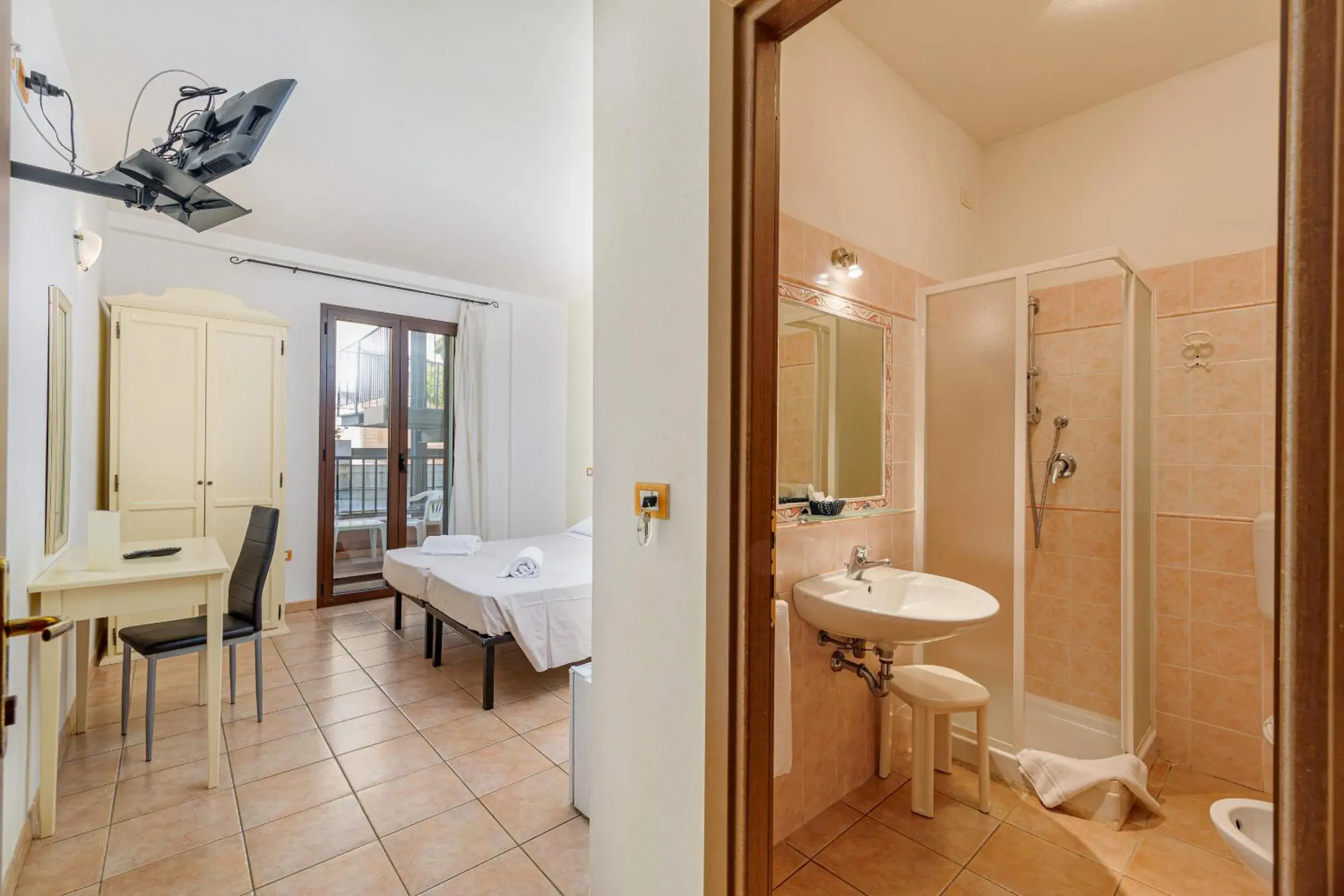 Bathroom in Hotel Villa Piras