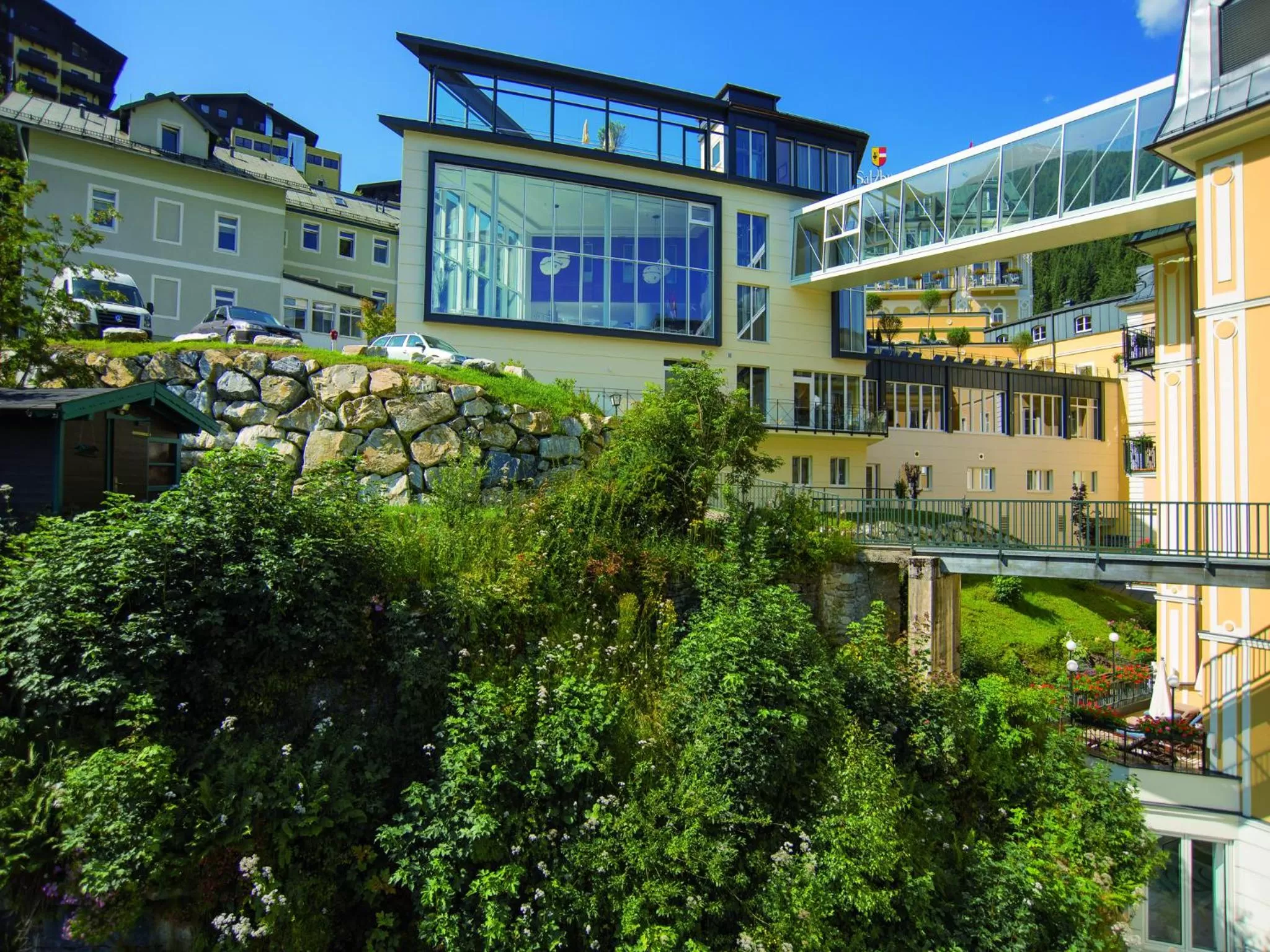 Facade/entrance in Hotel Salzburger Hof