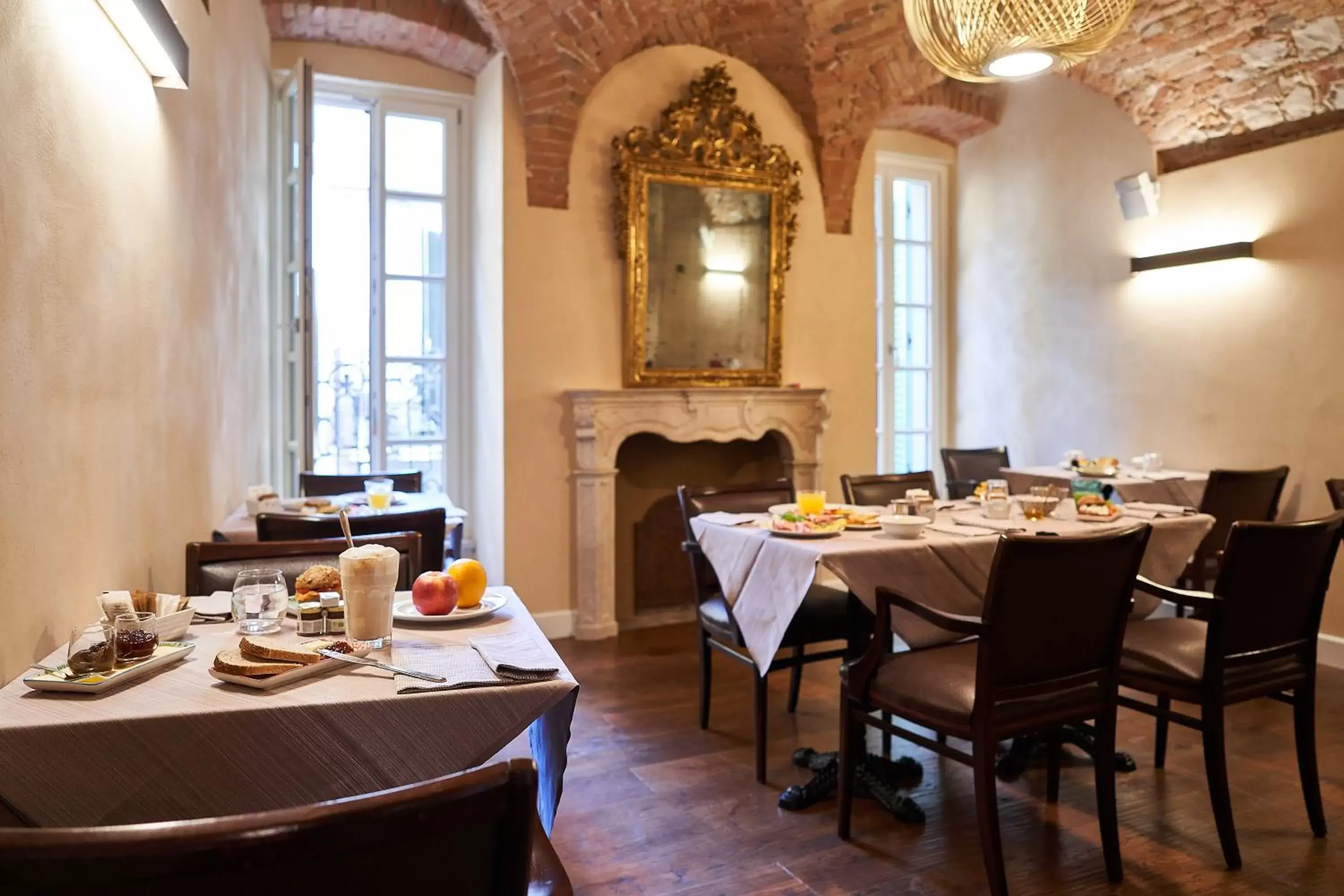 Food and drinks, Restaurant/Places to Eat in Locanda delle Mercanzie