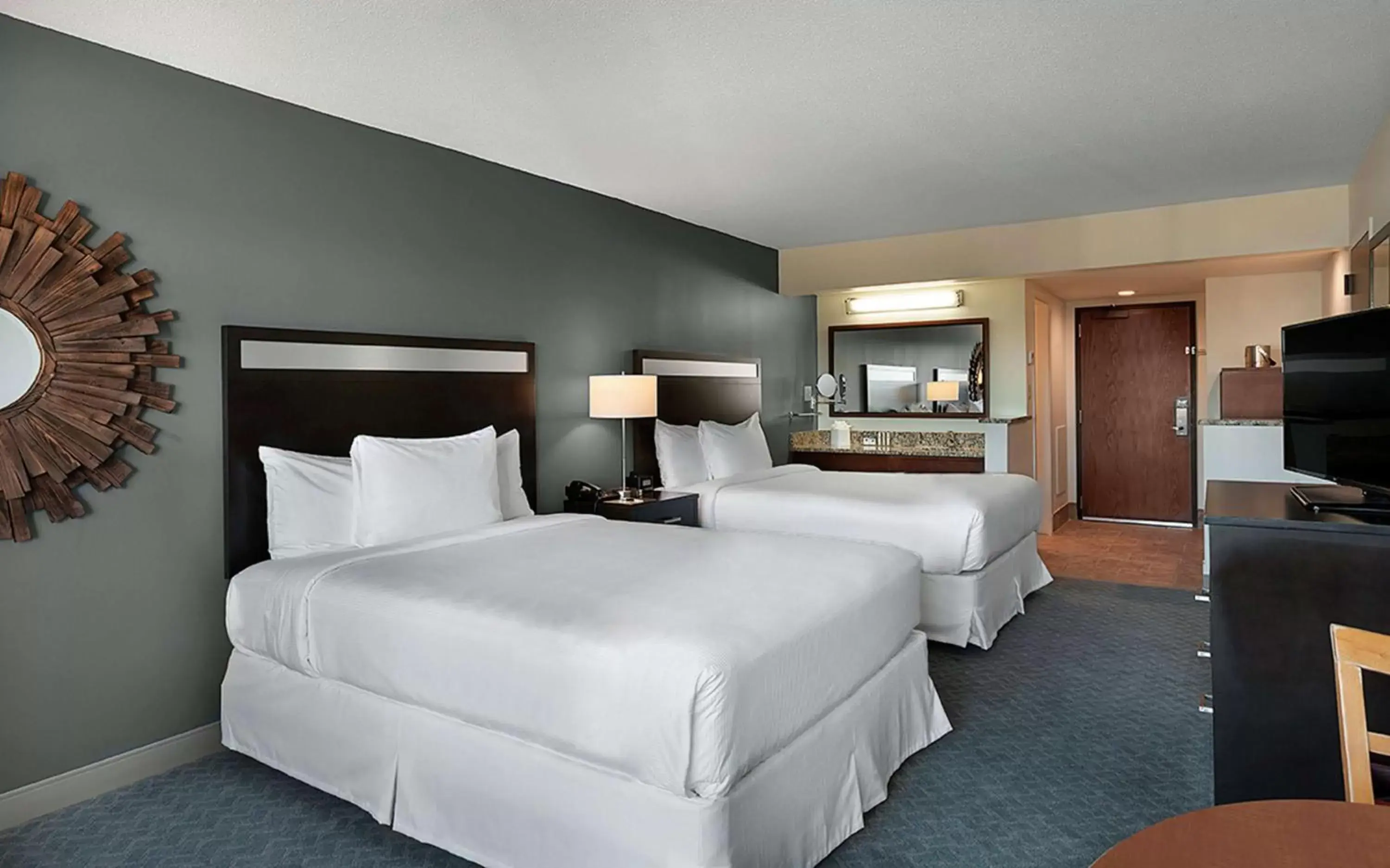 Bedroom, Bed in DoubleTree Resort by Hilton Myrtle Beach Oceanfront