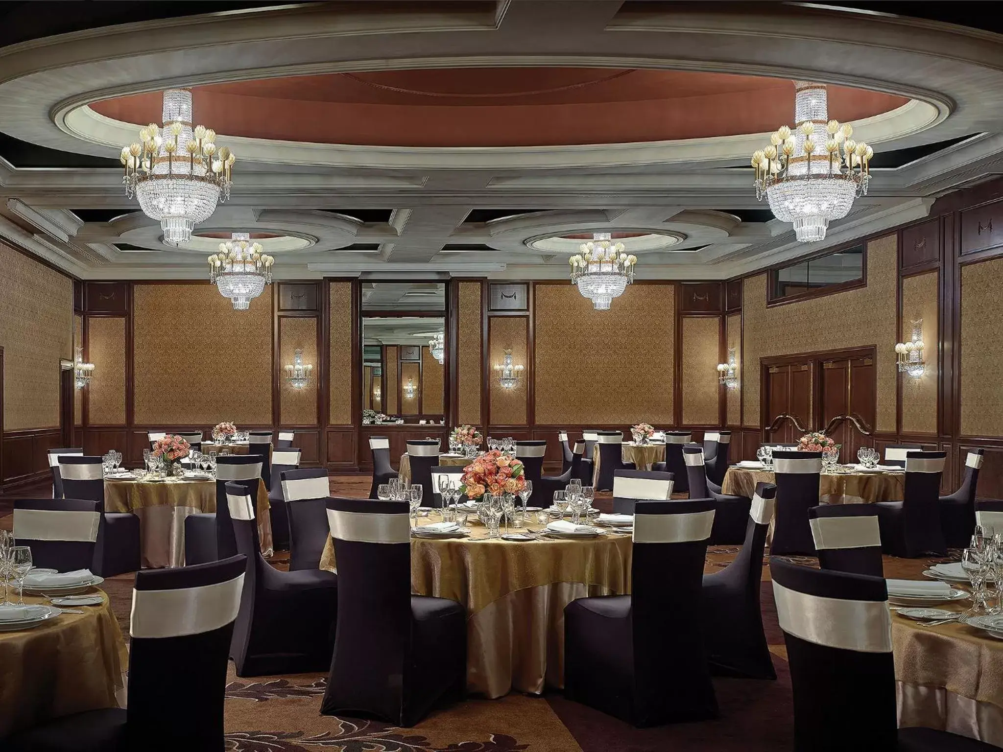 Banquet/Function facilities, Restaurant/Places to Eat in The Langham Melbourne