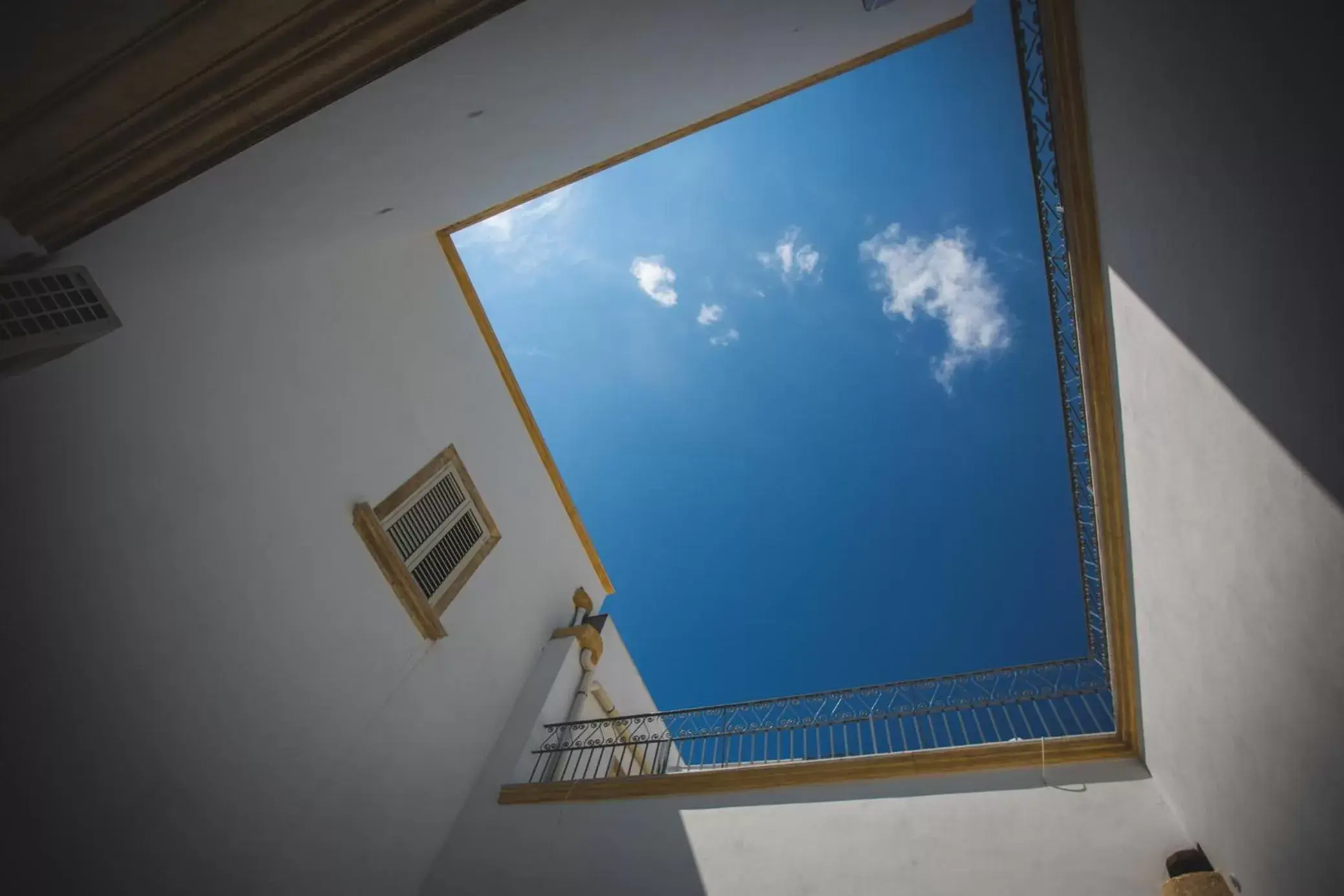 Facade/entrance, Balcony/Terrace in B&B Le Ferule