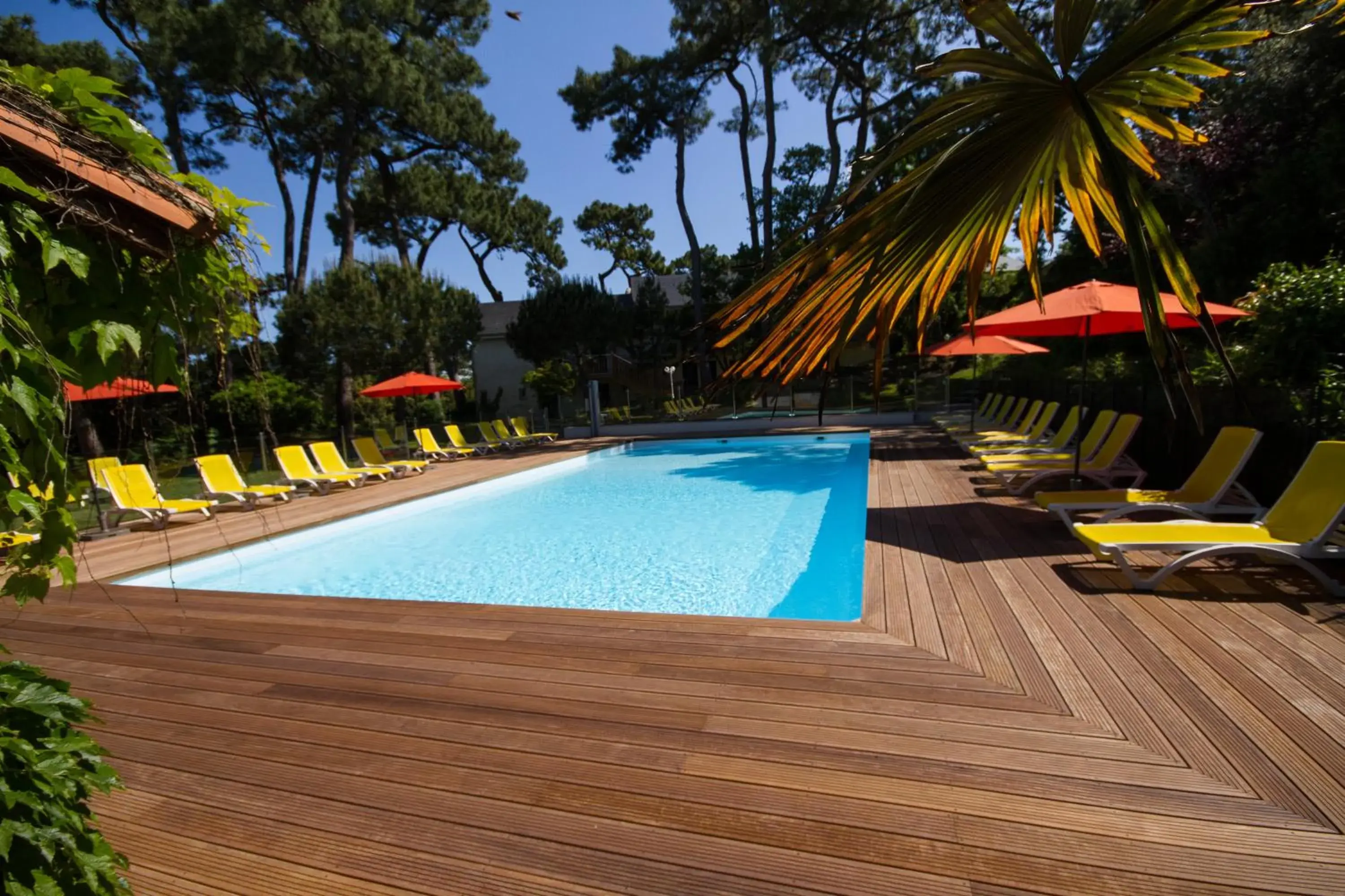 Swimming Pool in Hotel The Originals Residence de Rohan (EX RELAIS DU SILENCE)