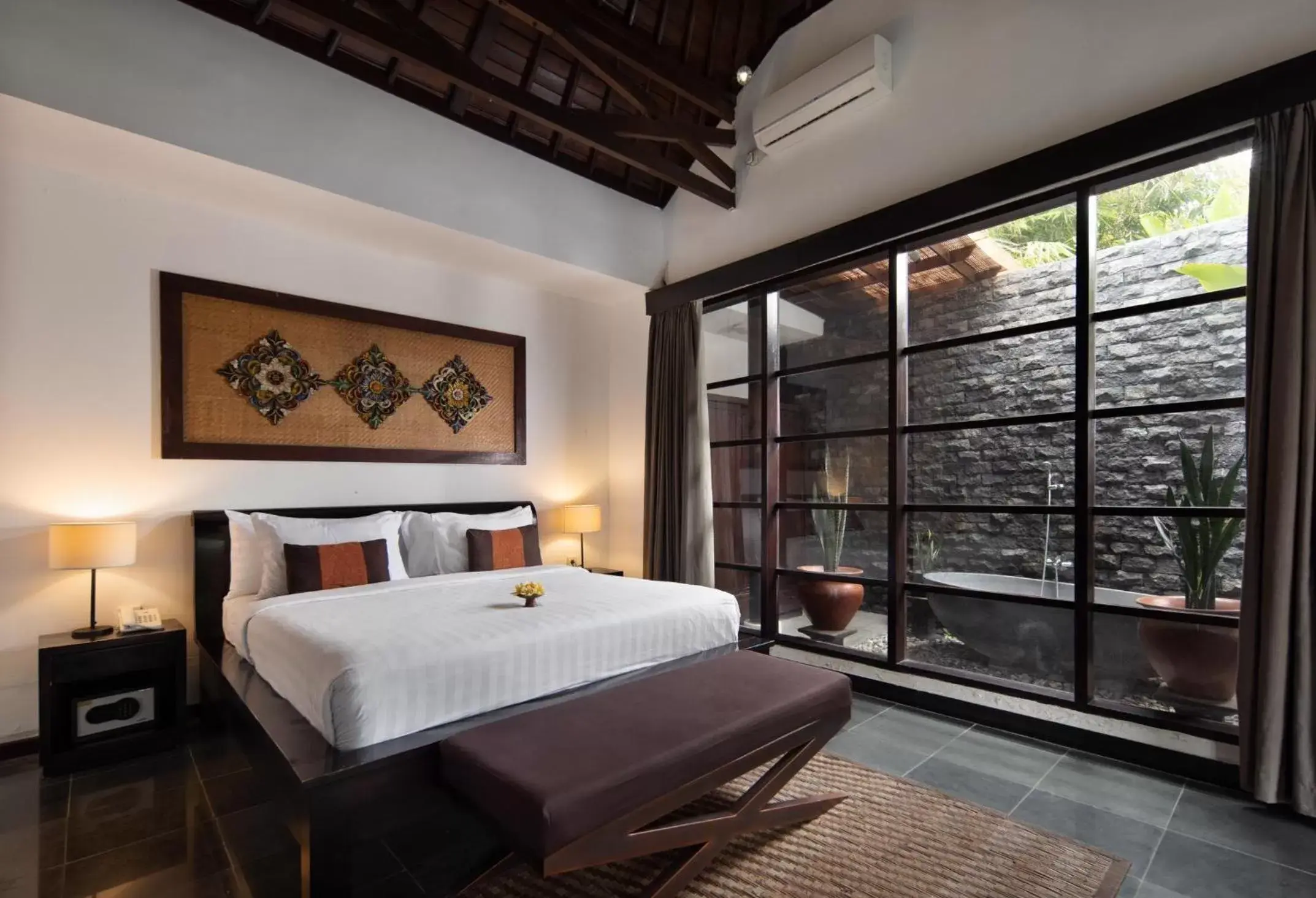 Bed in Ubud Raya Villa