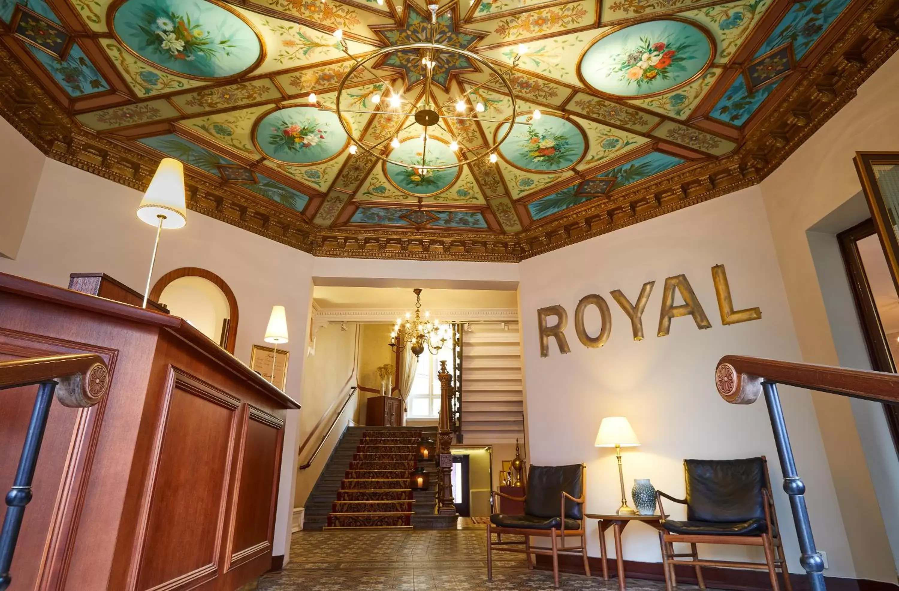 Lobby or reception in Hotel Royal