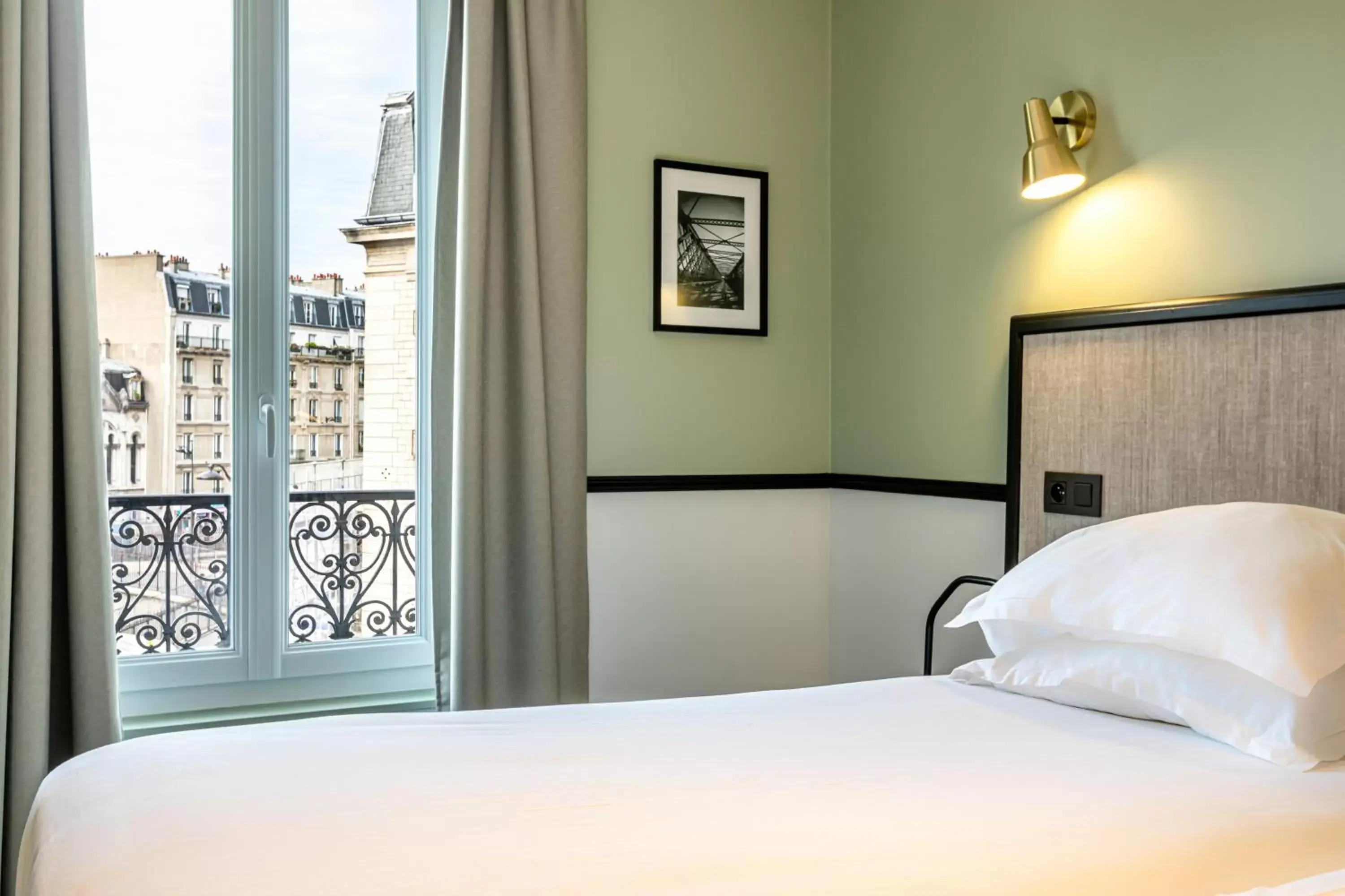 Bed in Hotel de l'Aqueduc