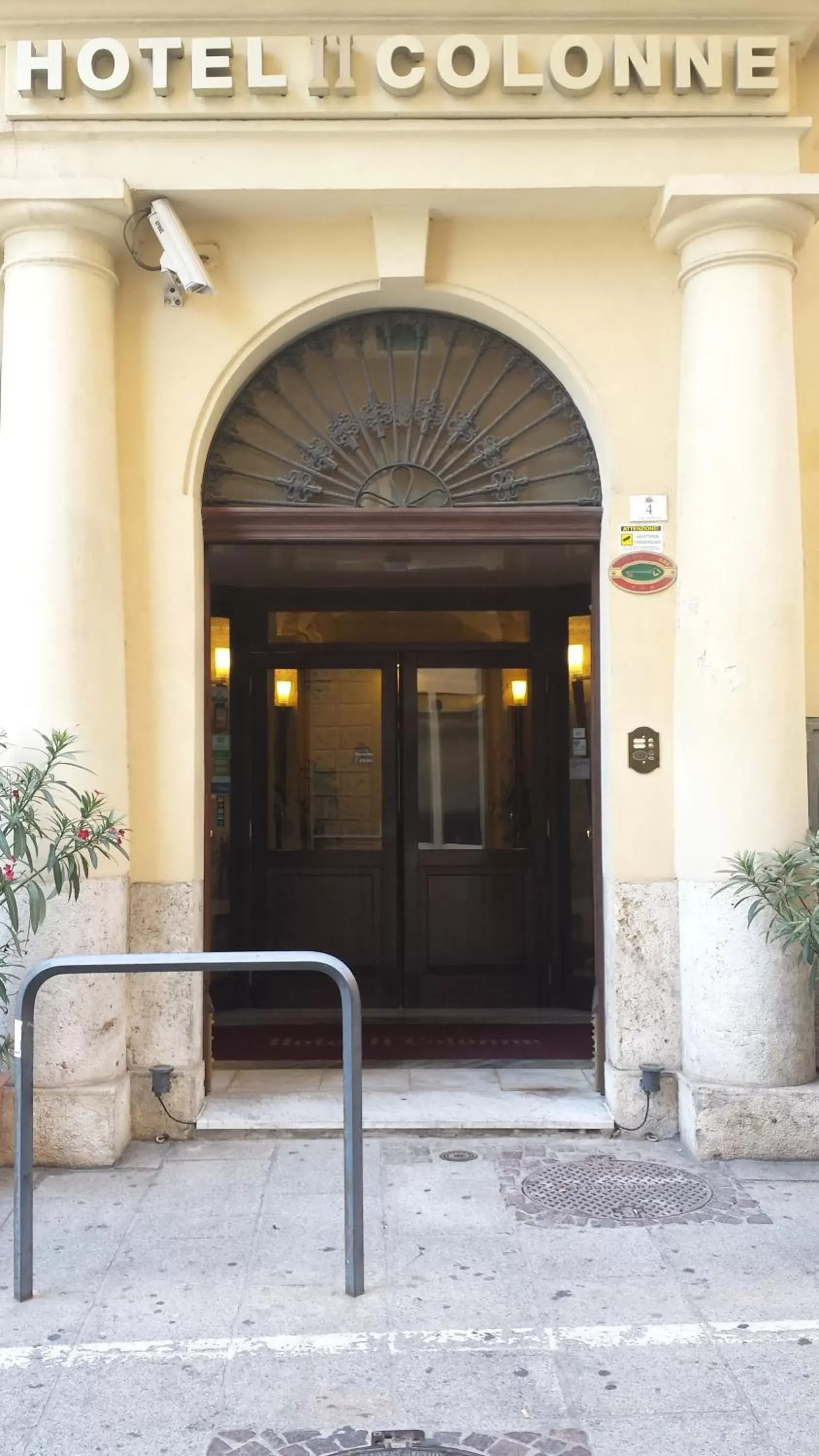 Facade/entrance in Hotel Due Colonne