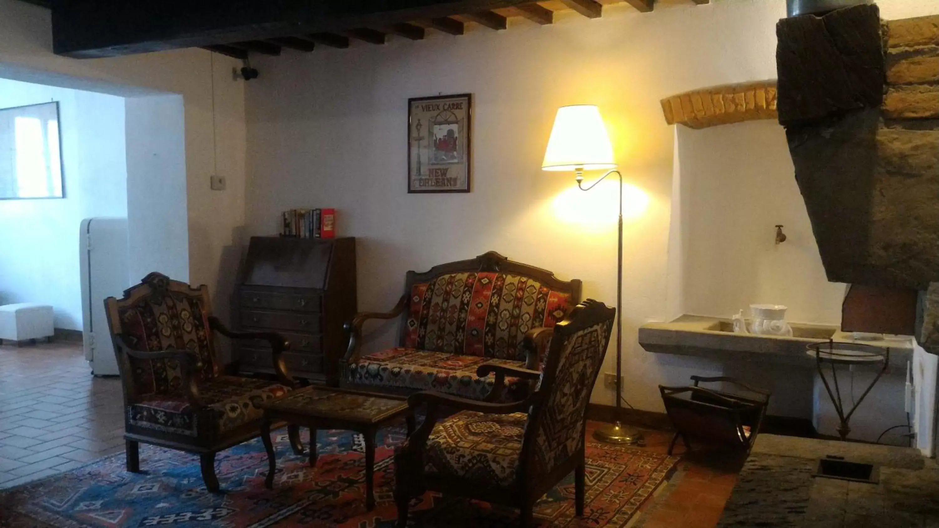TV and multimedia, Seating Area in Villa La Nussa