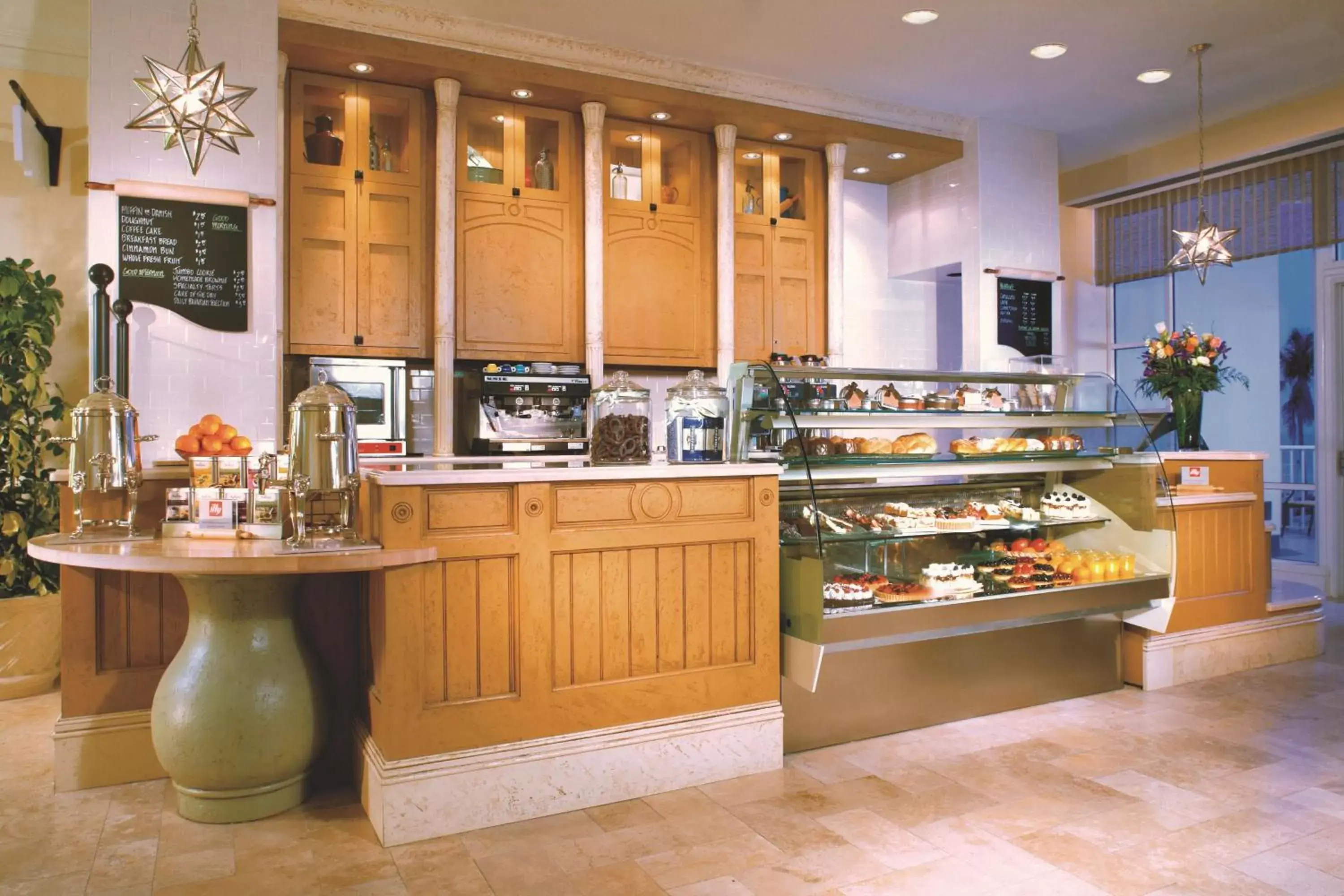 Restaurant/places to eat, Kitchen/Kitchenette in Marriott Sanibel Harbour Resort & Spa