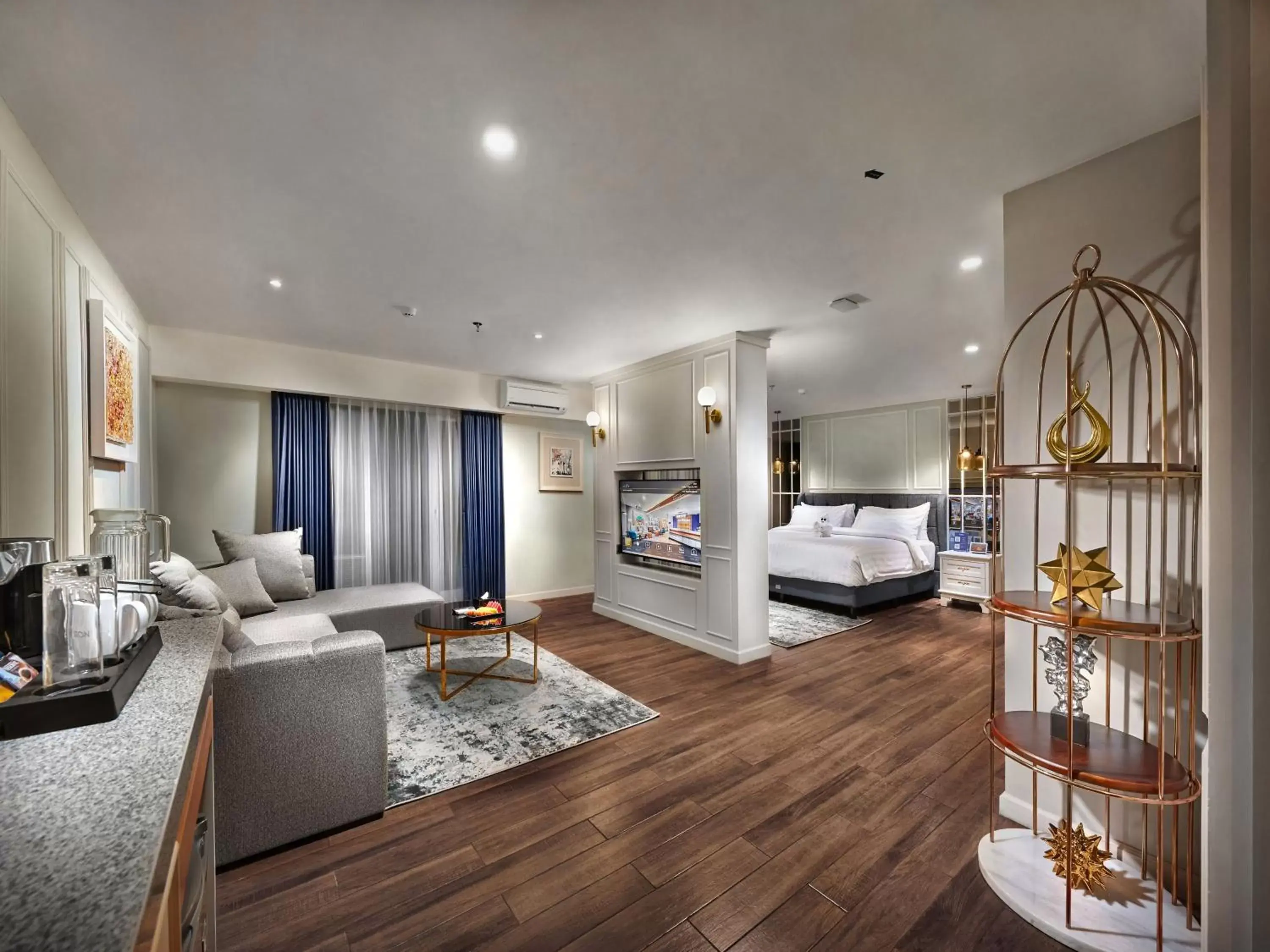 Aston Suite in Aston Inn Jemursari Aston Suite in Aston Inn Jemursari