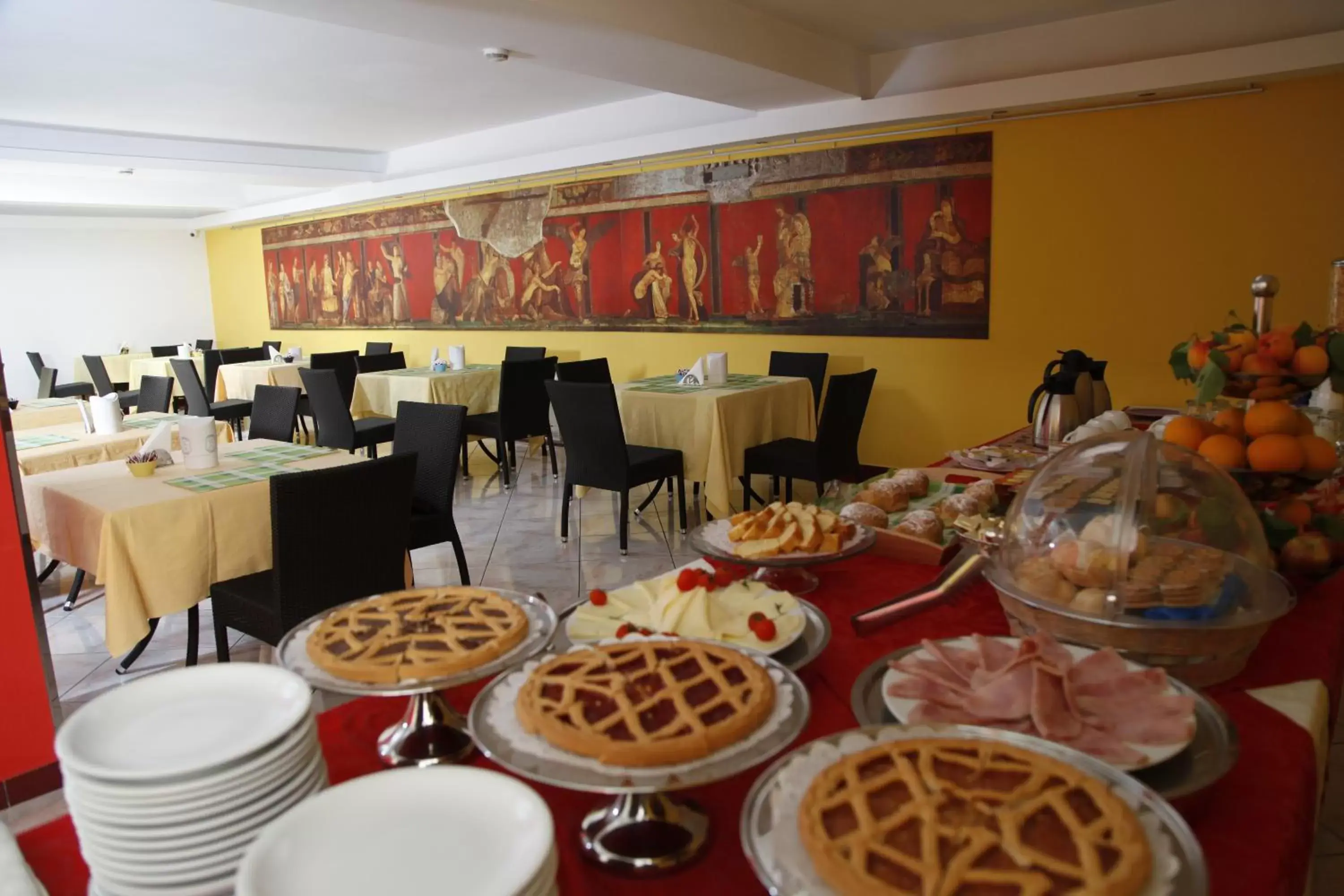 Food, Restaurant/Places to Eat in Hotel Diana
