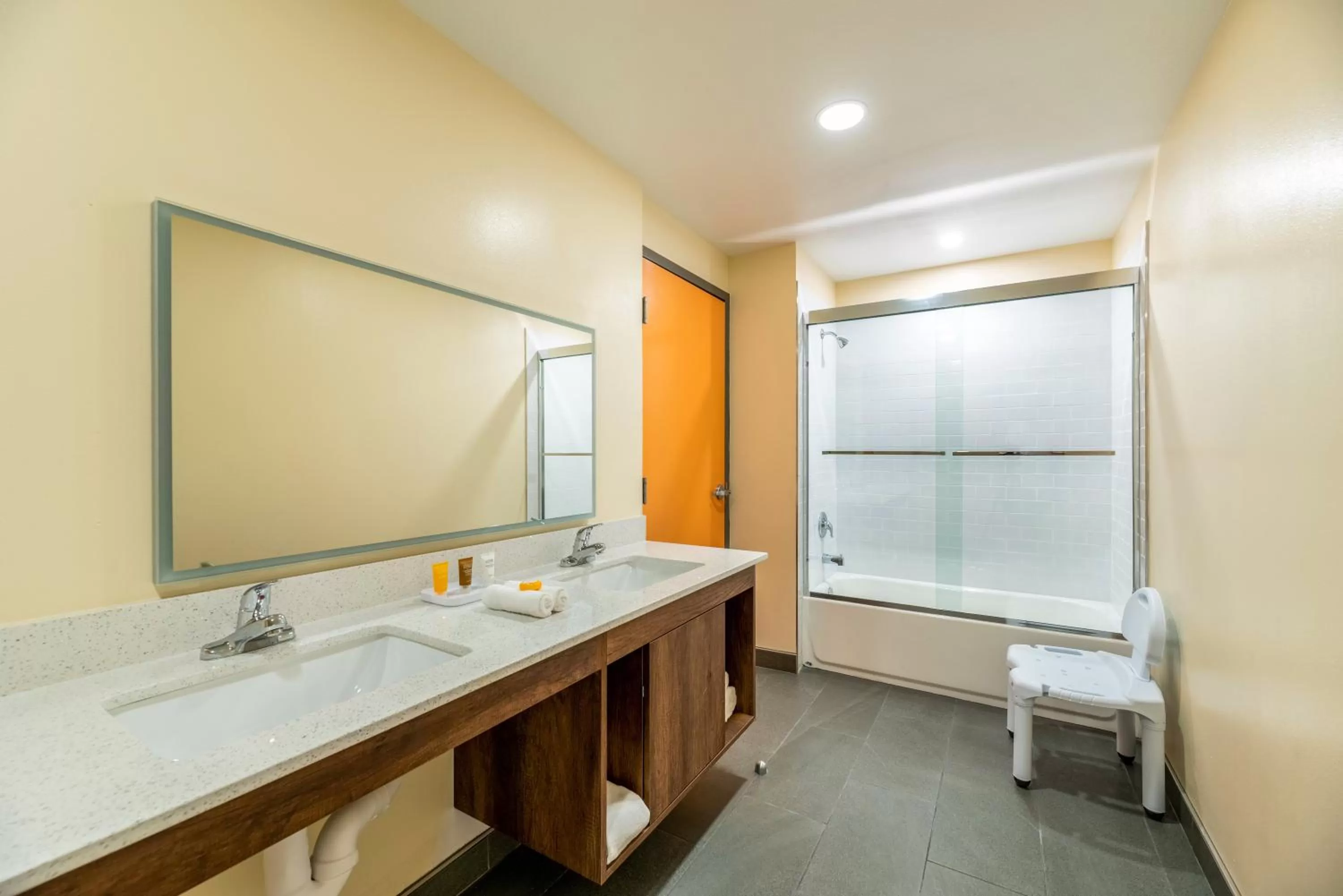 Bathroom in SPOT X Hotel Orlando Intl Dr by The Red Collection