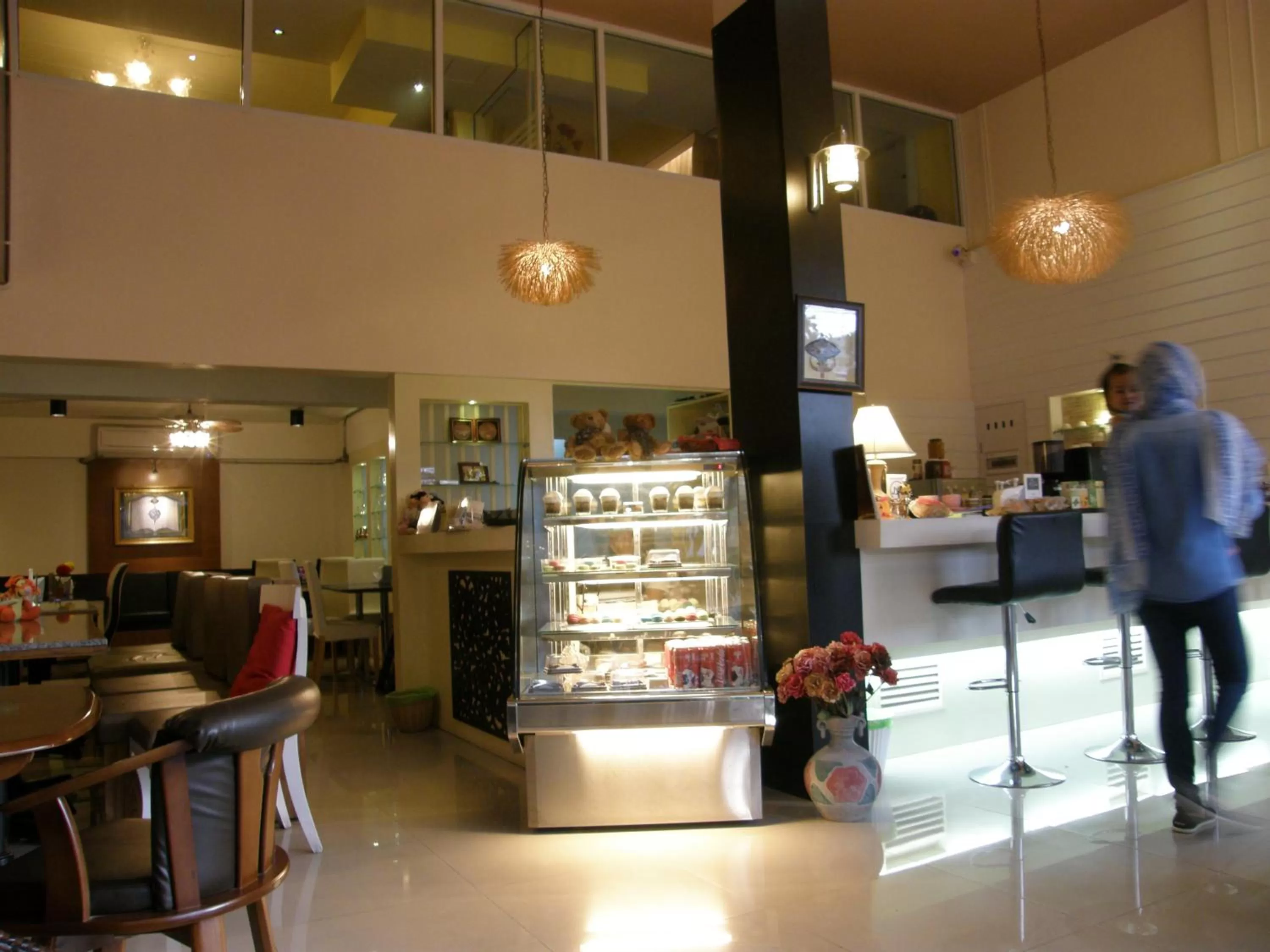 Restaurant/places to eat in Mooz Huahin Bed & Breakfast