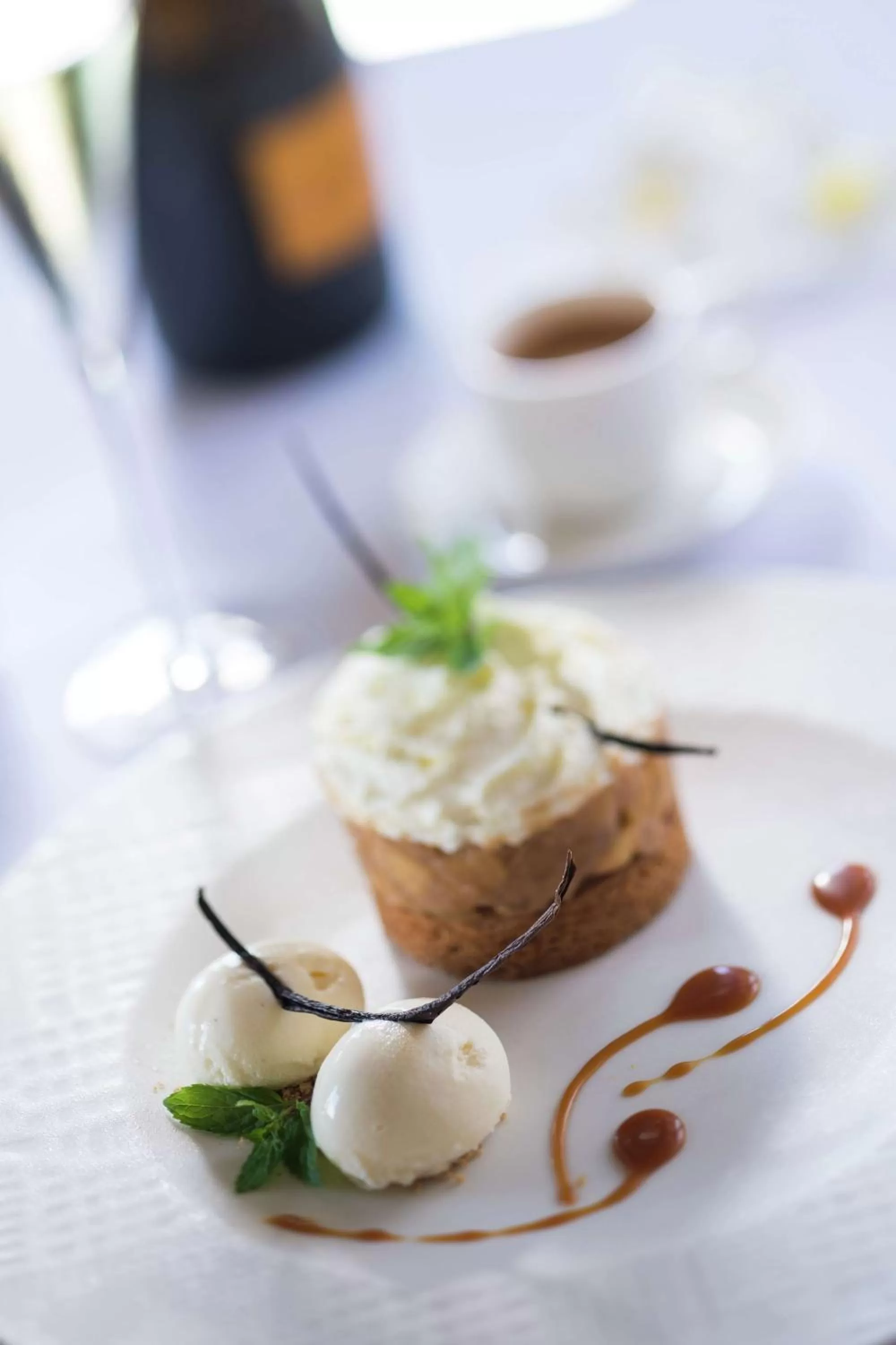 Restaurant/places to eat in Hilton Moorea Lagoon Resort & Spa