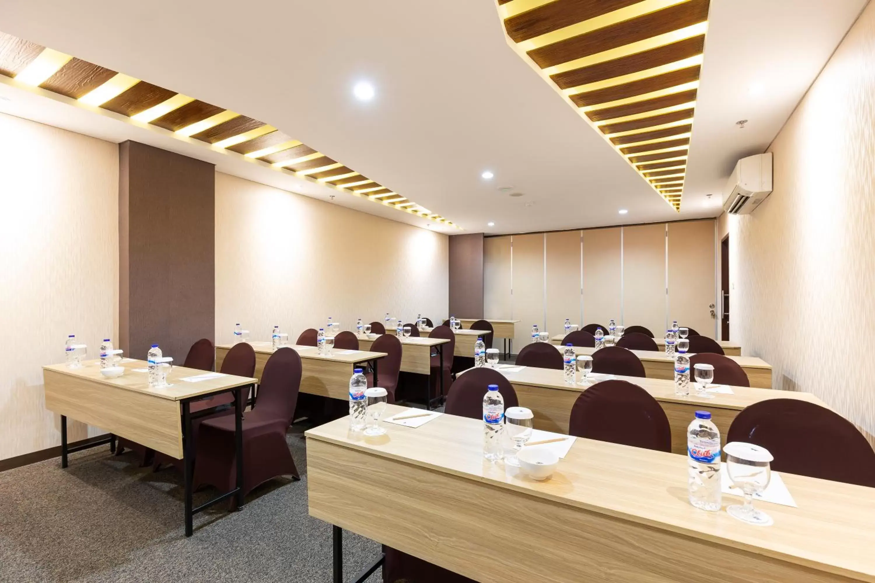 Meeting/conference room in Great Diponegoro Hotel Surabaya