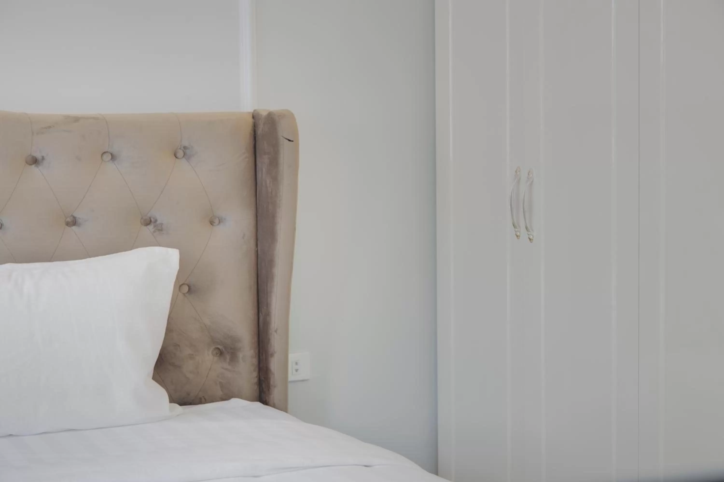 Bed in The Flamboyant #StayWork Vinhomes Marina