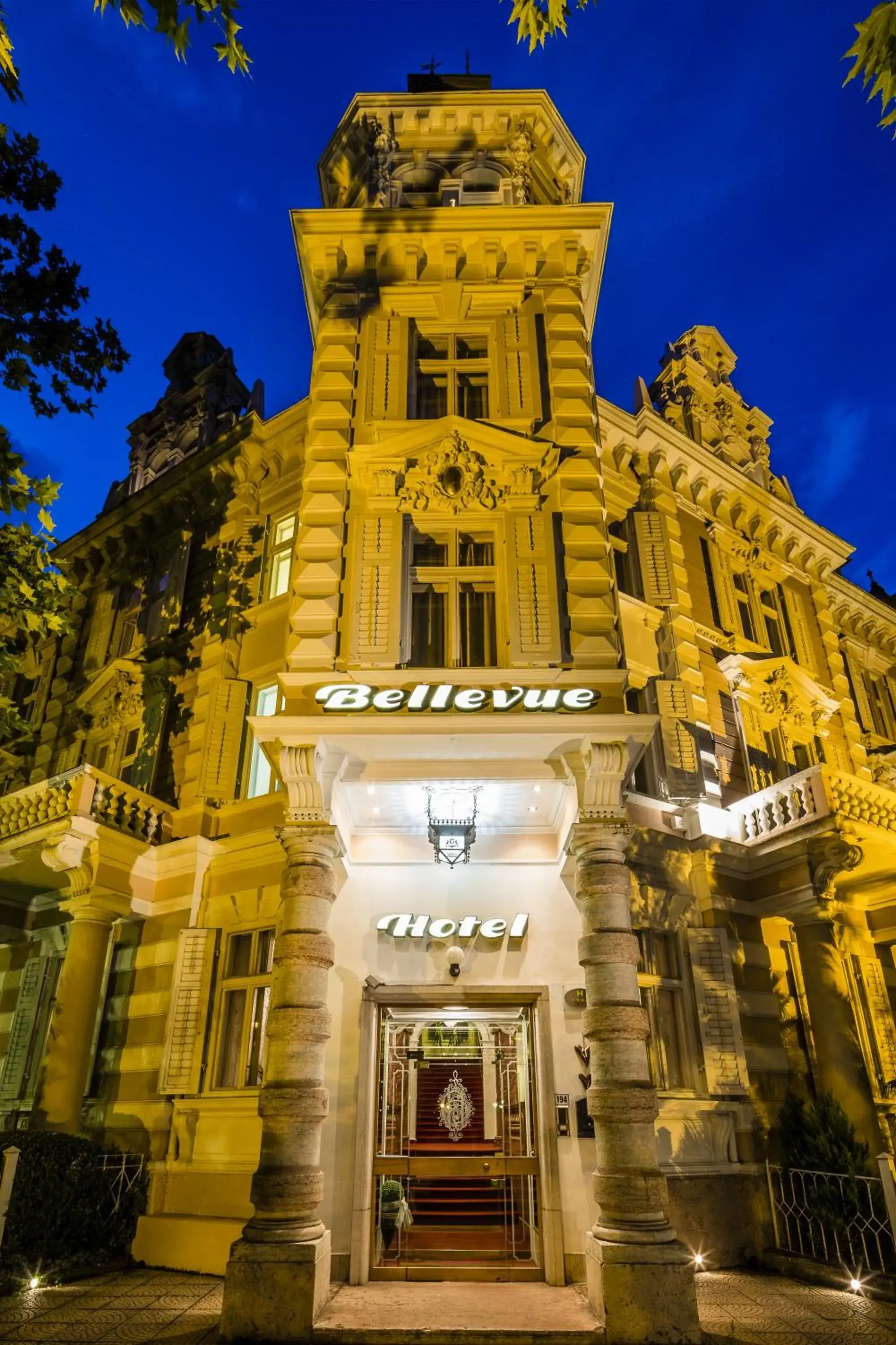 Facade/entrance, Property Building in Grand Hotel Bellevue - adults only