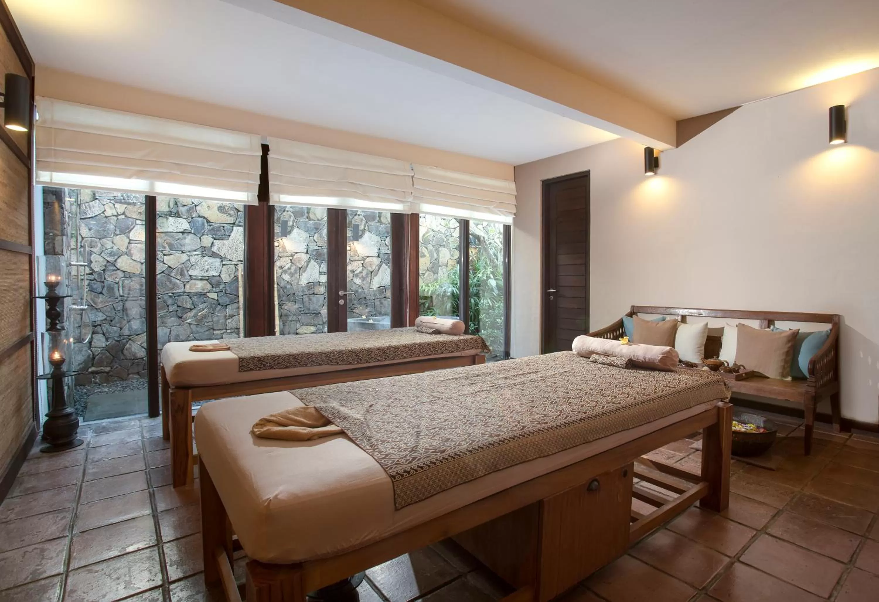 Massage, Bed in Jeeva Klui Resort