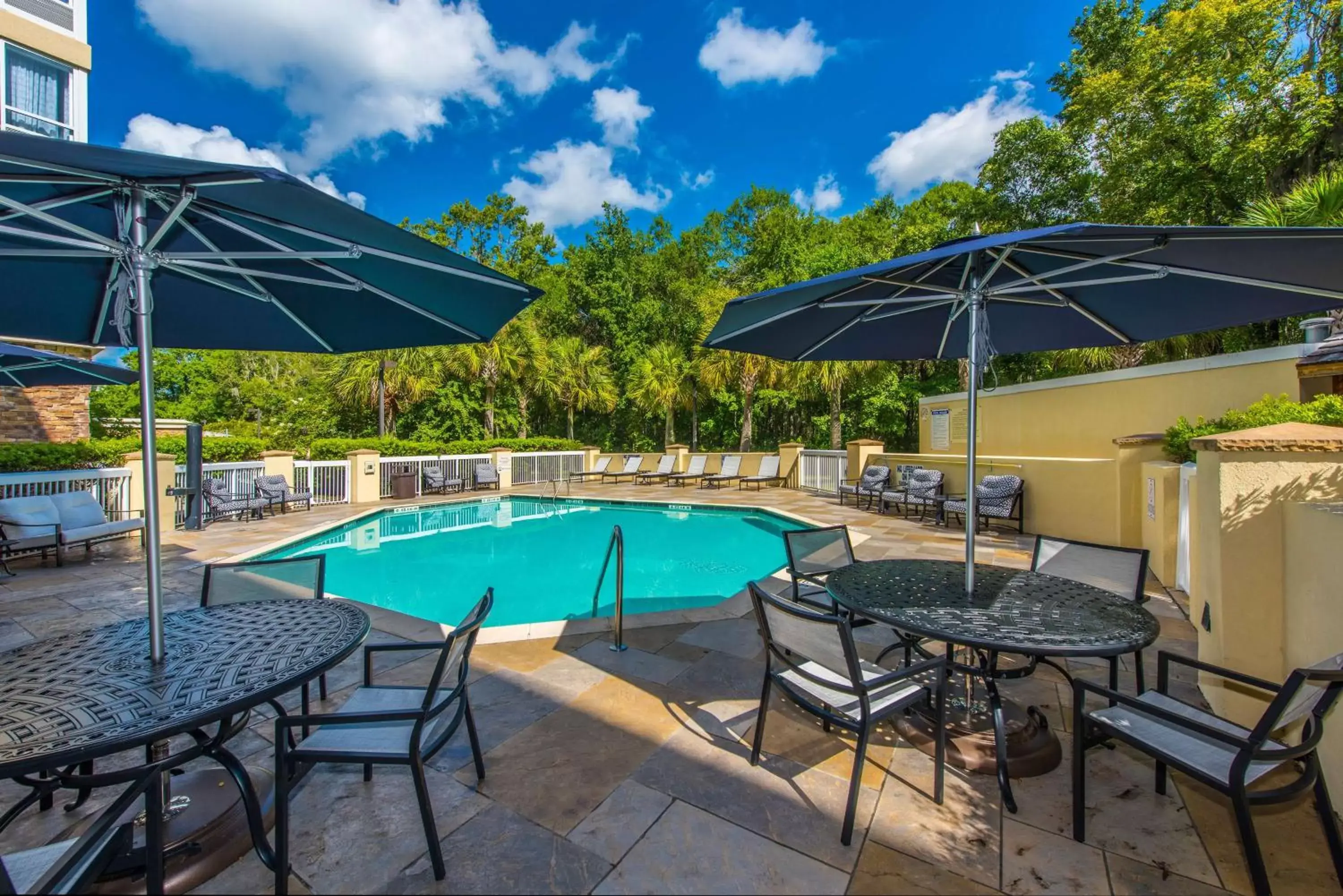 Patio, Swimming Pool in DoubleTree by Hilton North Charleston - Convention Center