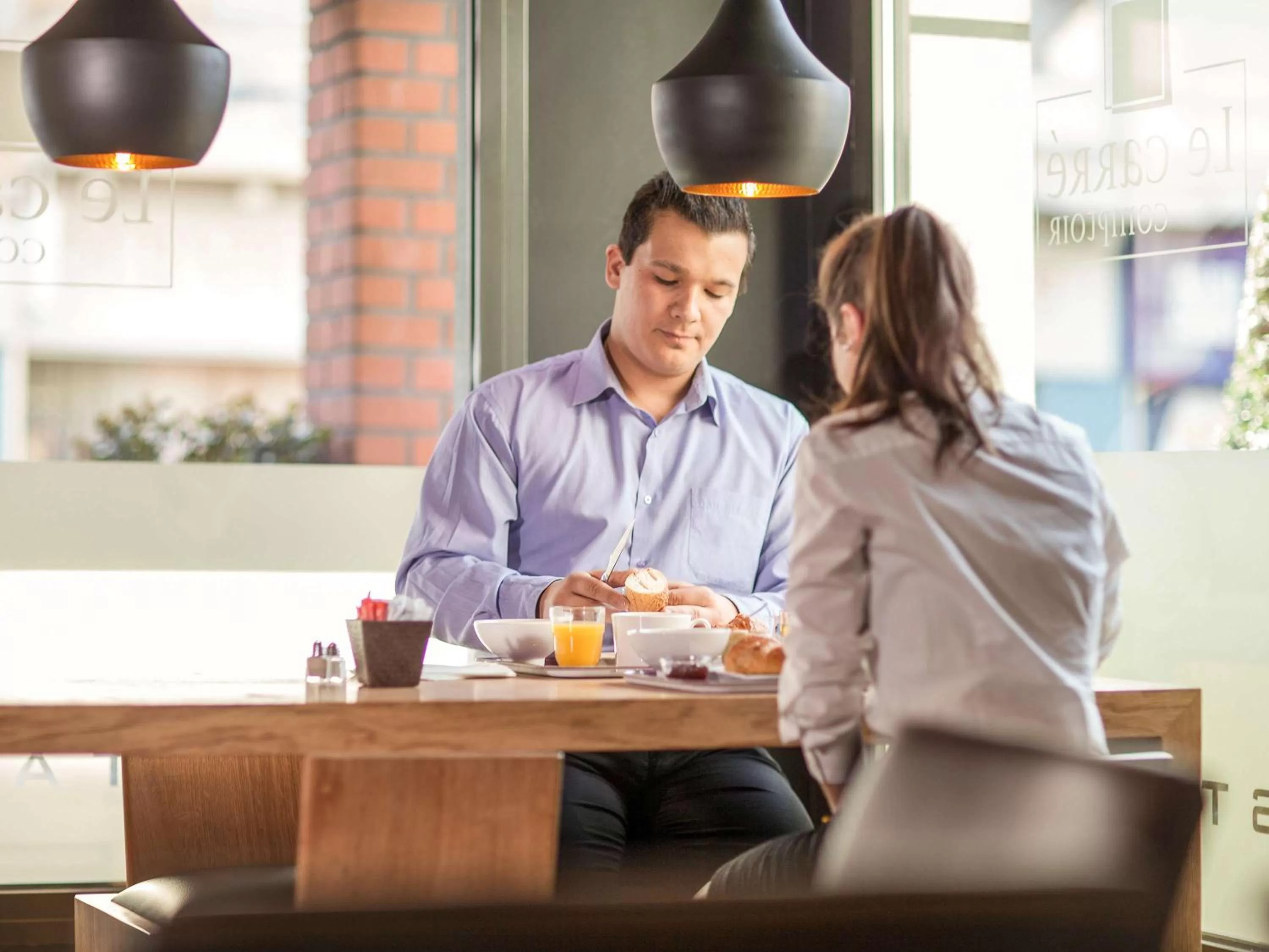 Restaurant/places to eat in Ibis Aéroport Bâle Mulhouse