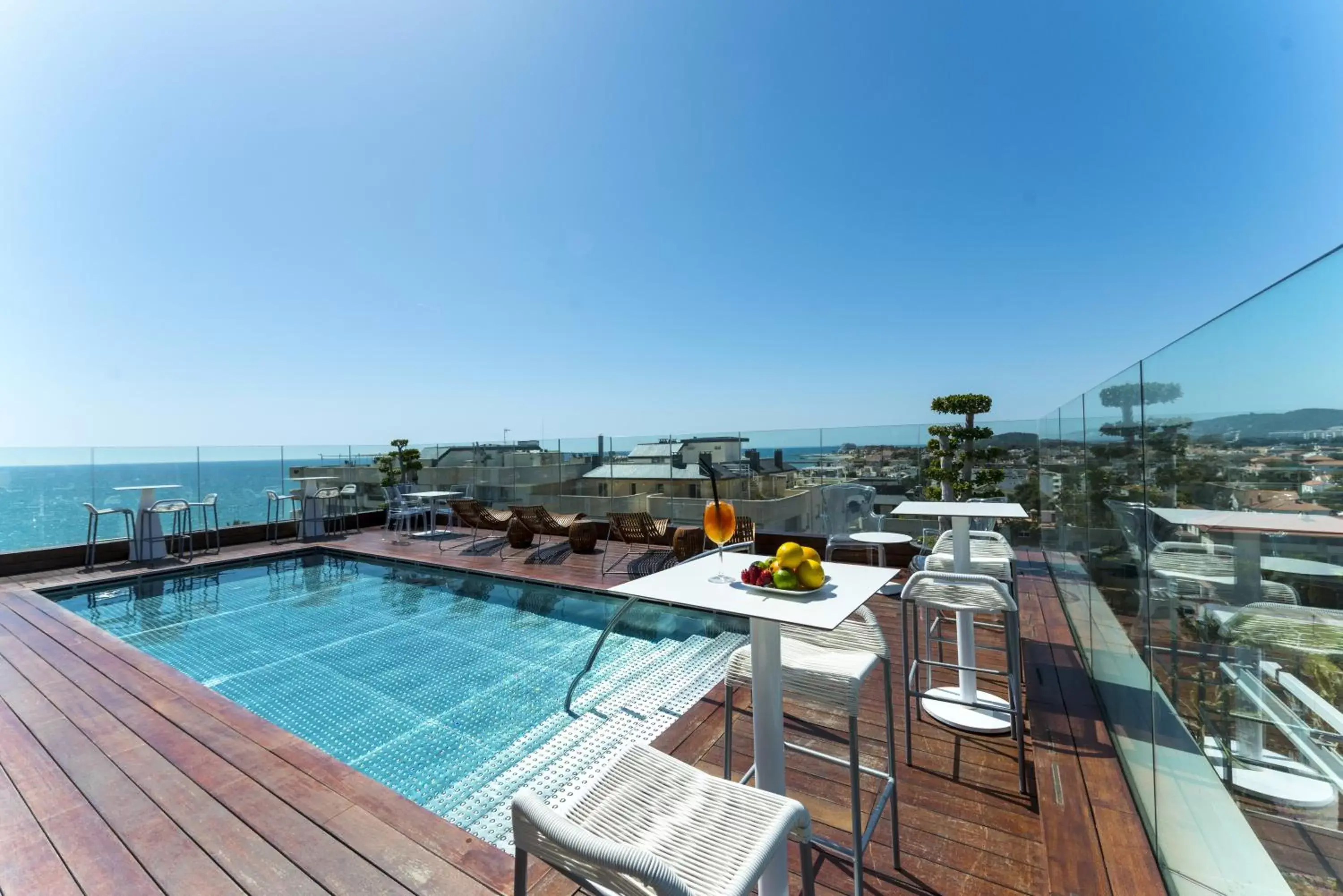 Swimming Pool in Hotel MiM Sitges & Spa