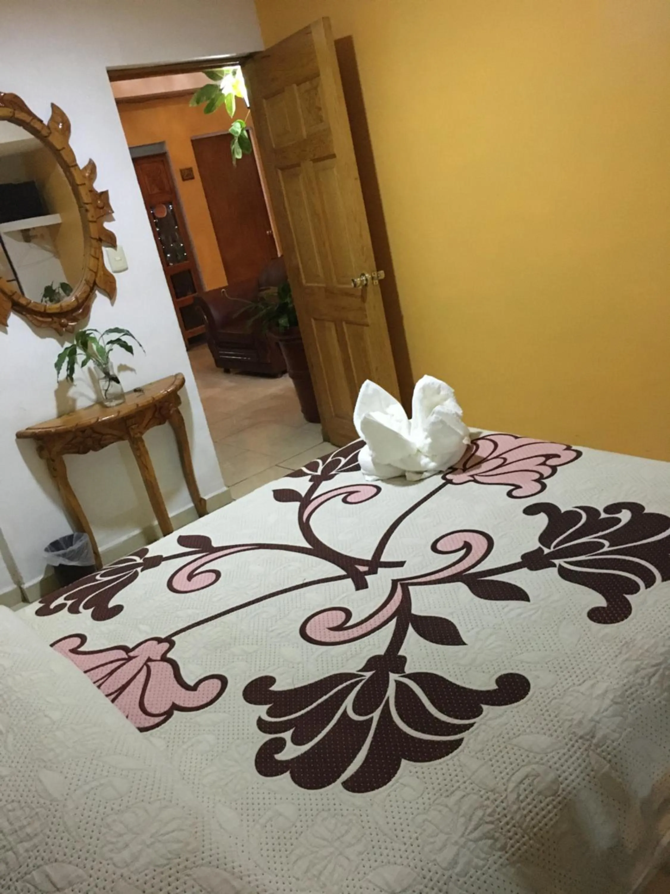 Bed in Hotel Posada Camelinas