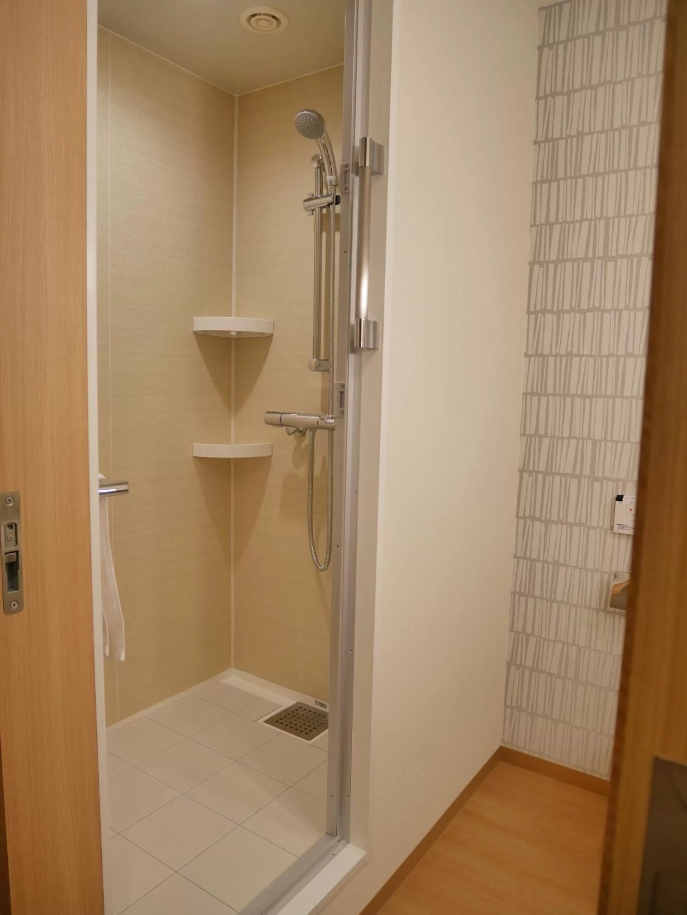 Photo of the whole room in Red Roof Inn & Suites Osaka Namba Nipponbashi