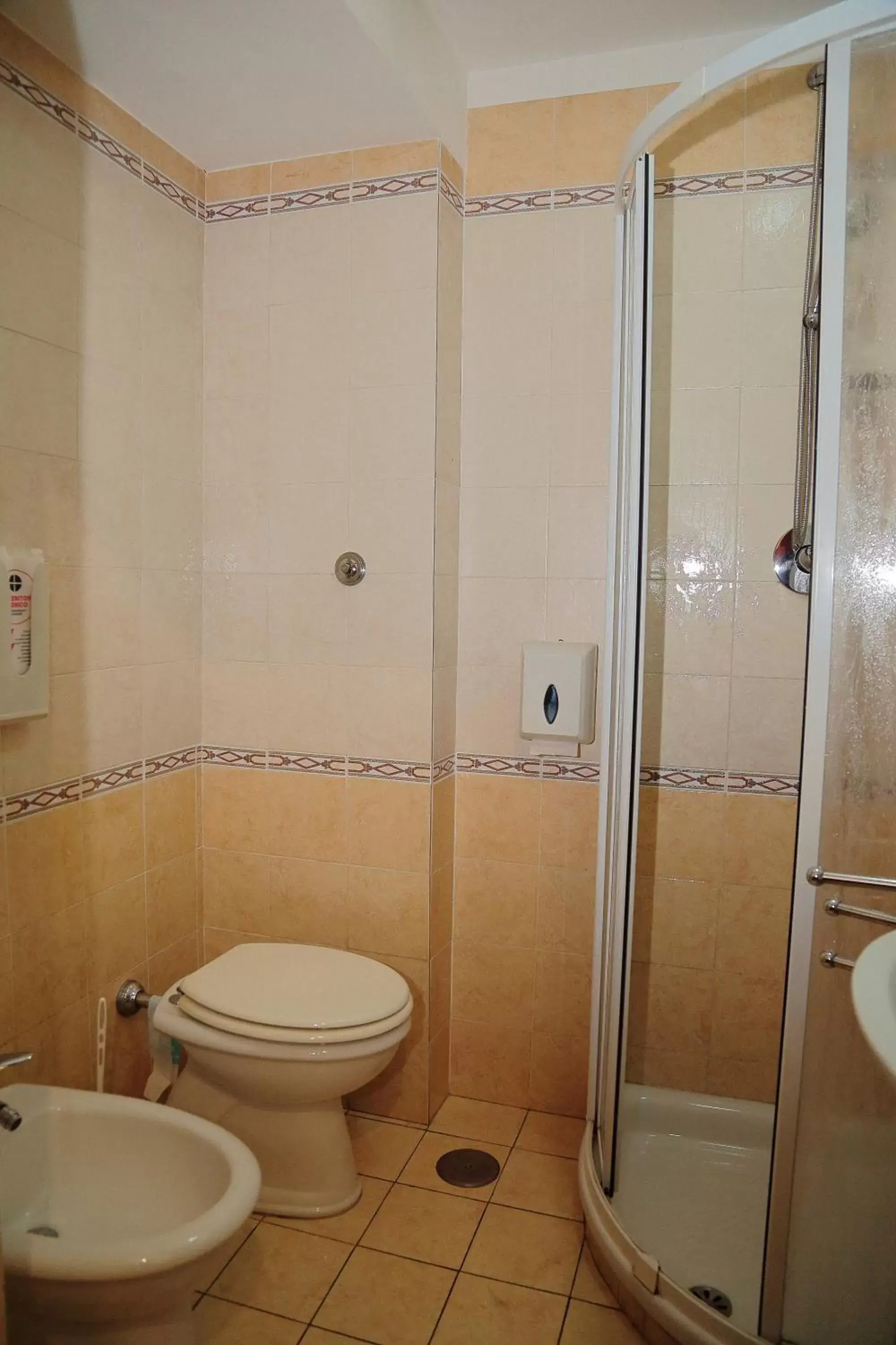 Bathroom in Hotel Sol Levante