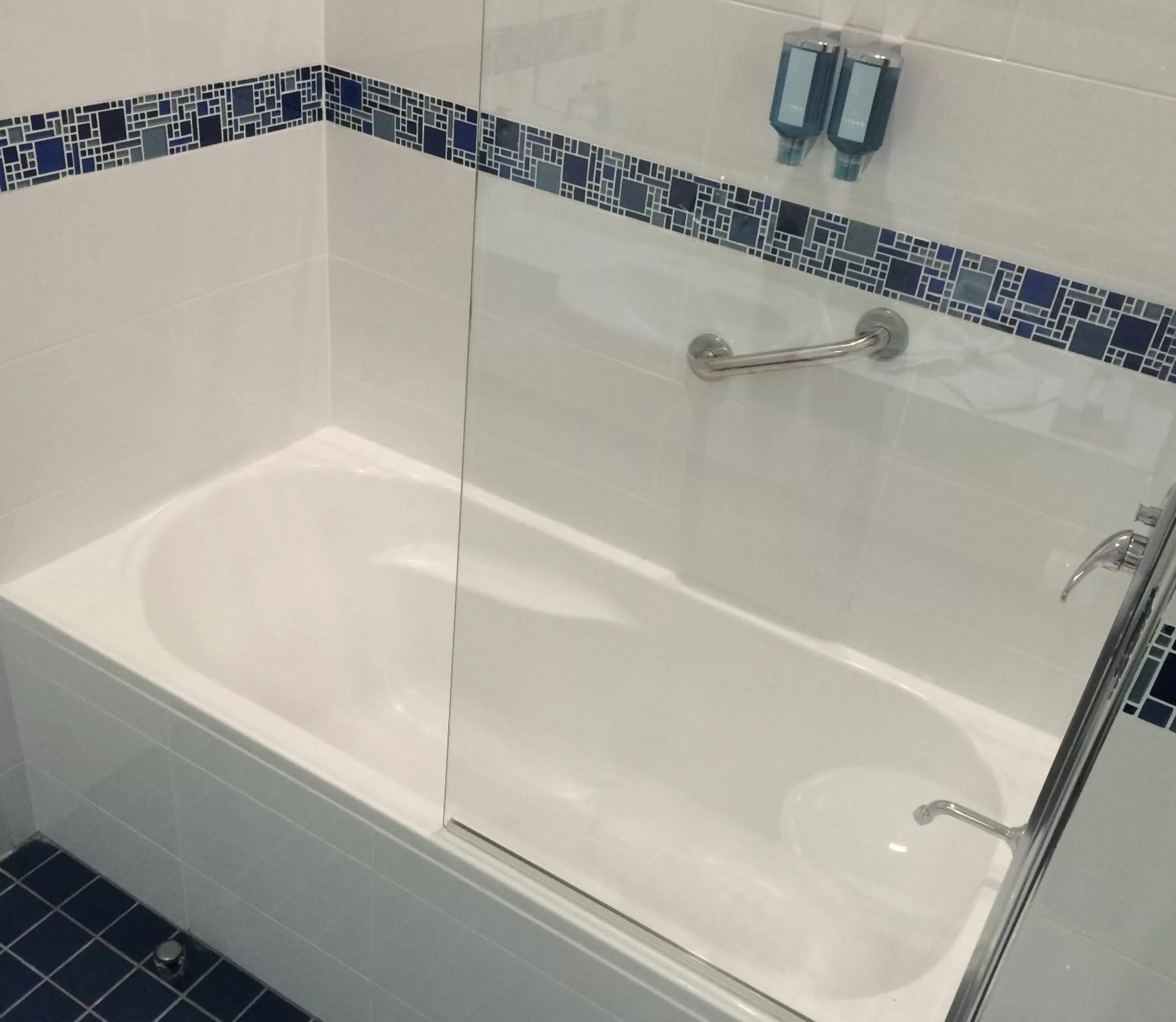 Bathroom in Madison Plaza Townsville