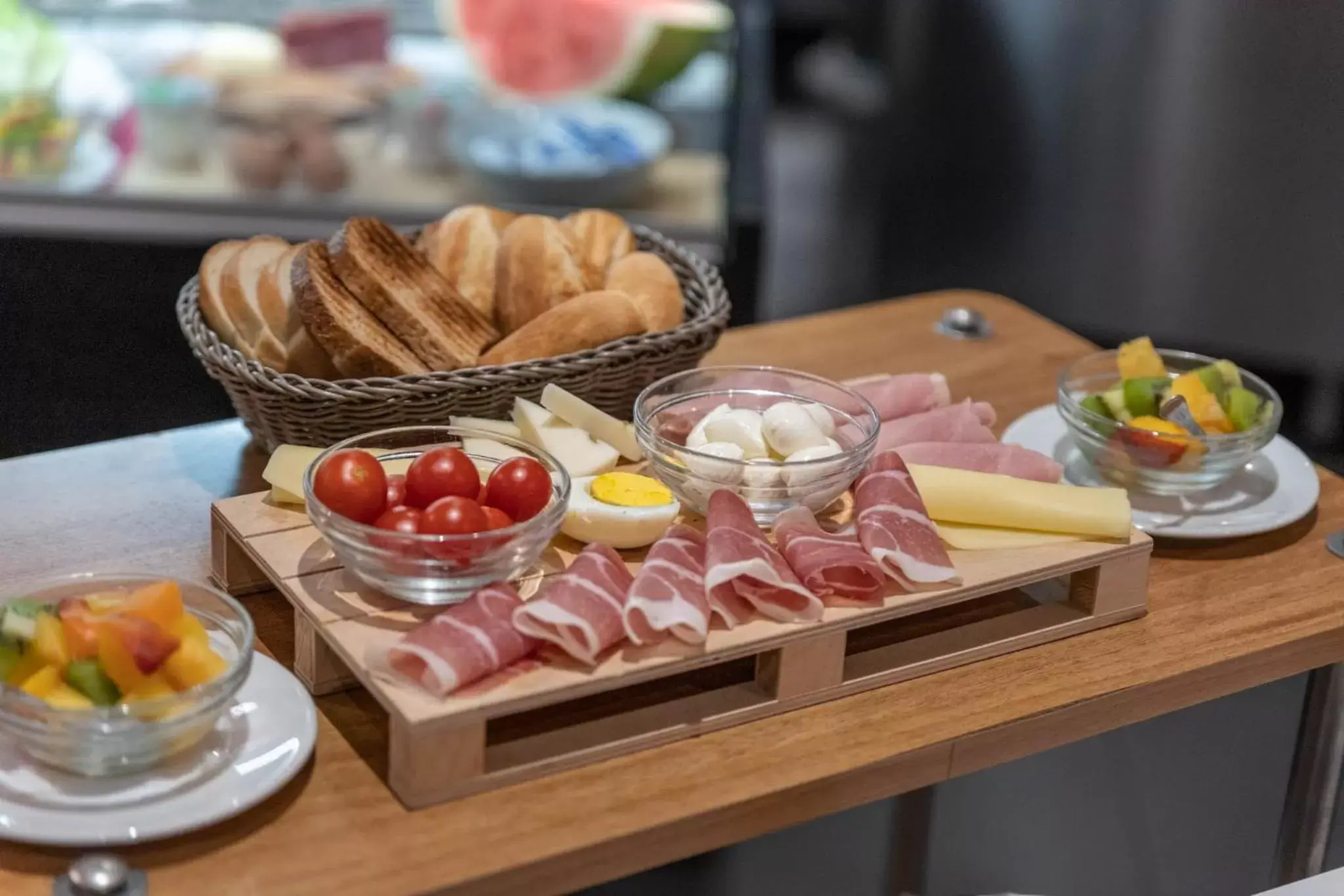 Food in Trevi Palace Hotel Food in Trevi Palace Hotel