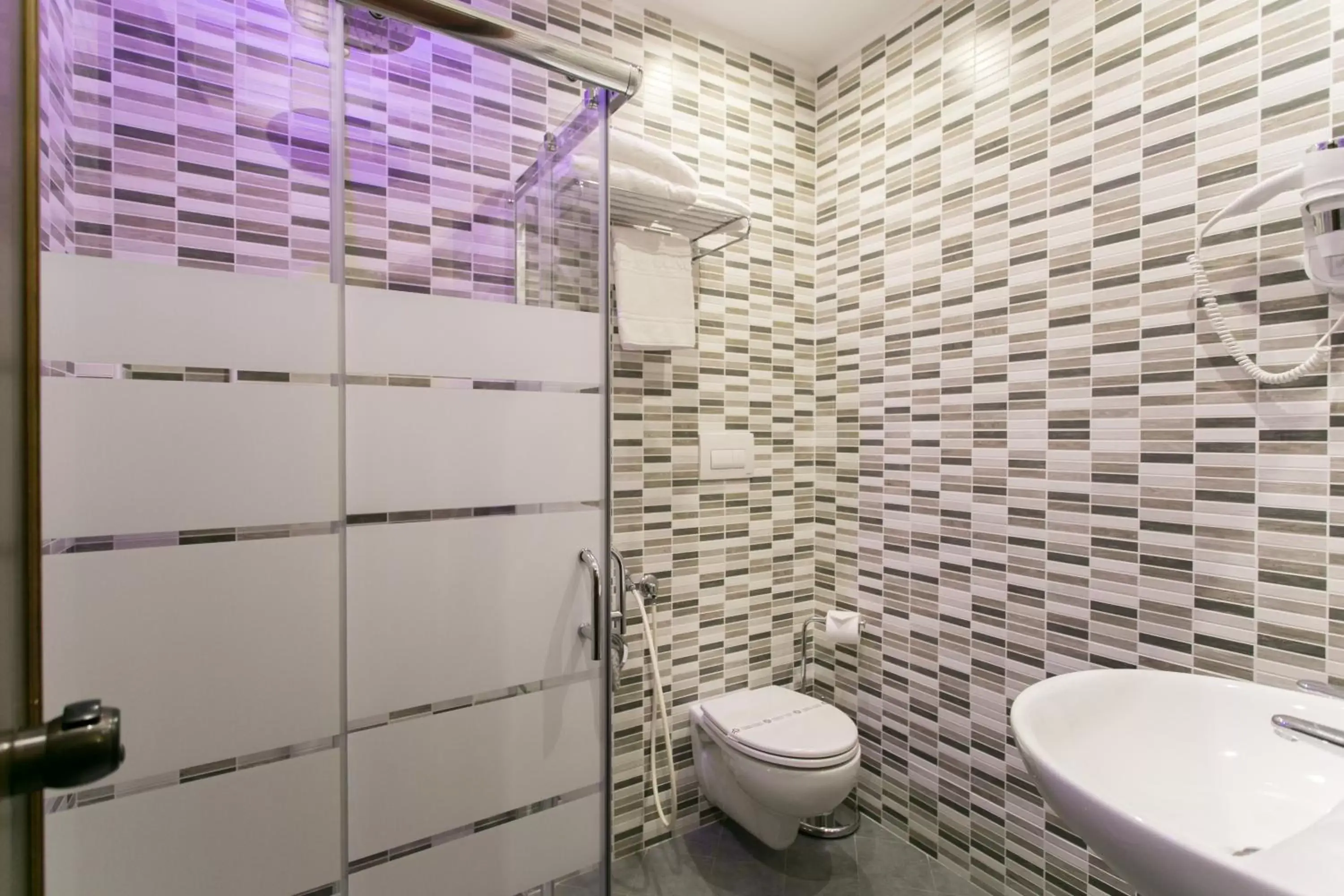 Toilet, Bathroom in Hotel Concorde Fiera