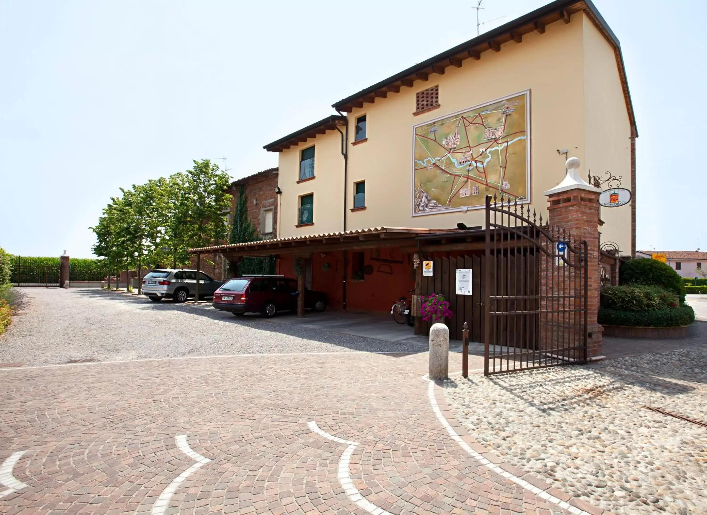 Facade/entrance, Property Building in Luna Residence Hotel