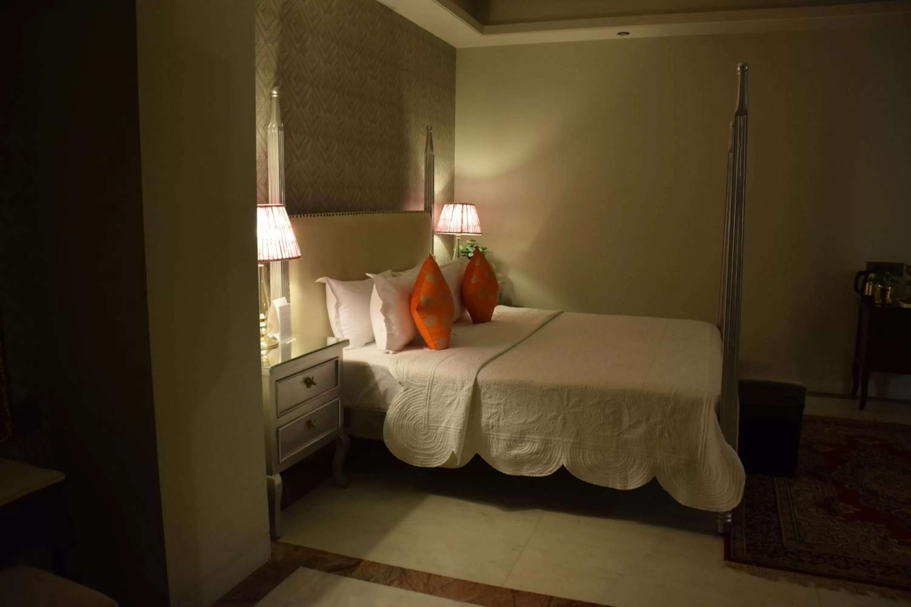 Bed in Dileep Kothi - A Royal Boutique Luxury Suites in Jaipur