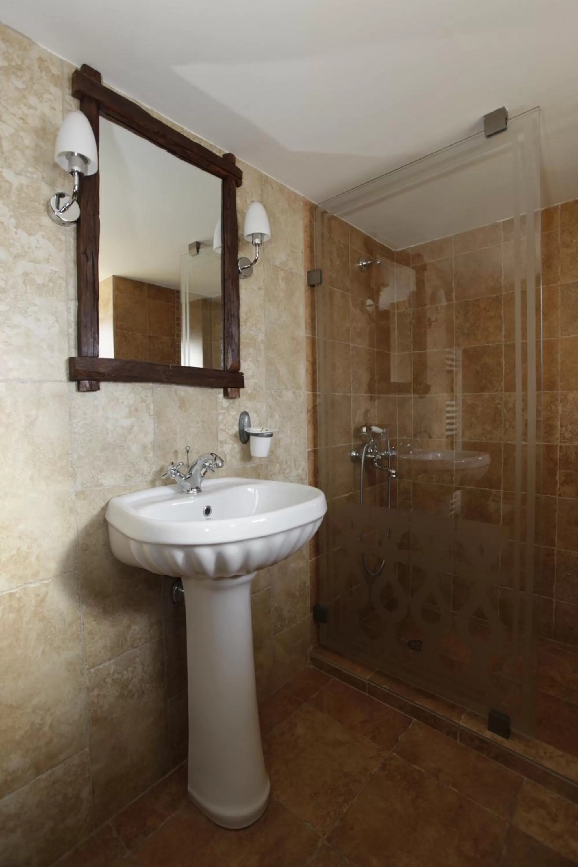 Bathroom in Djudjeva Kyshta Hotel