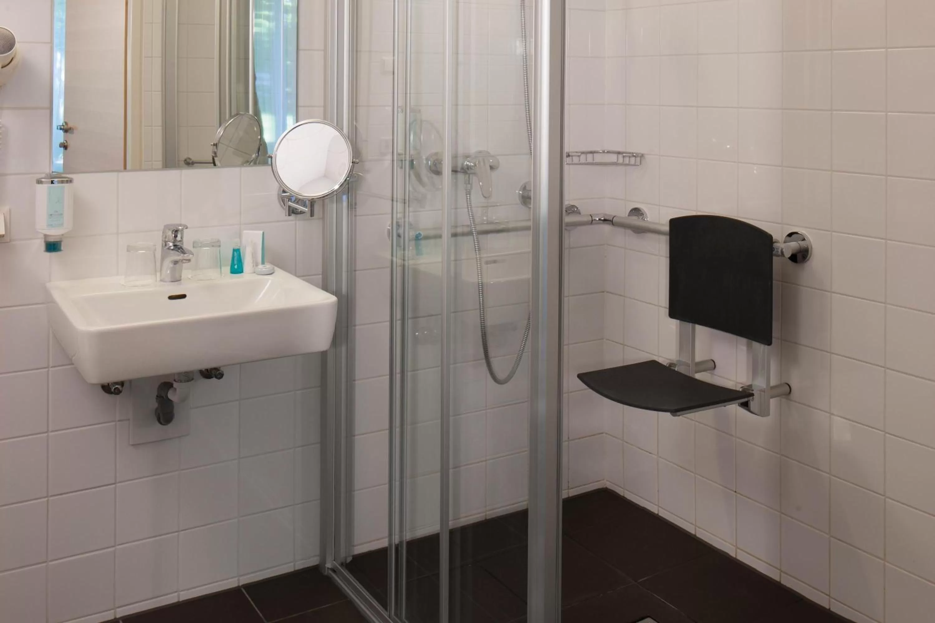 Shower in Austria Trend Hotel beim Theresianum Wien